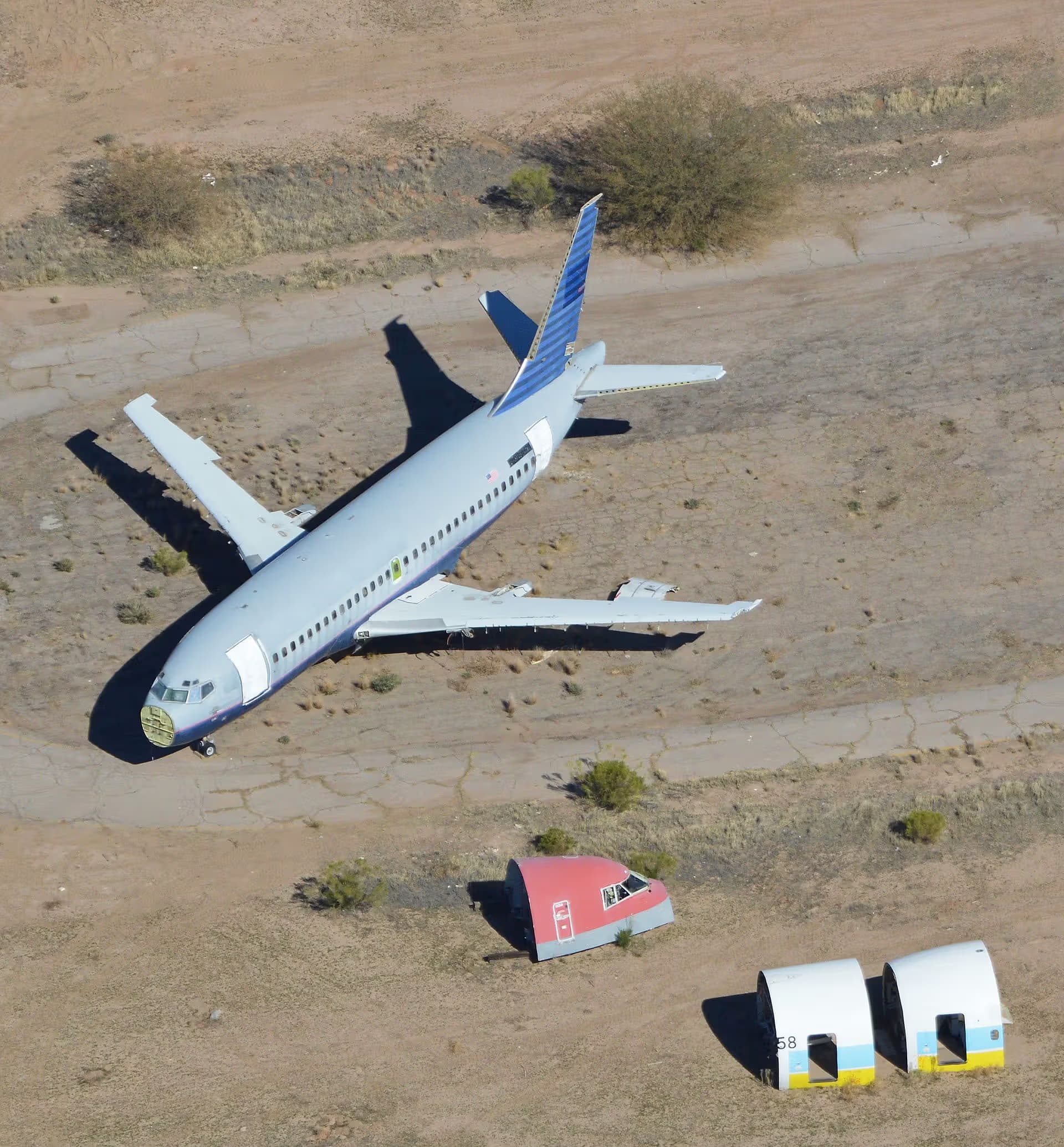 N990UA — Boeing