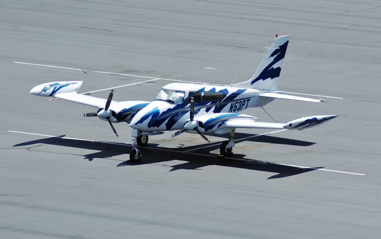 N53PT — Twin-engine aircraft