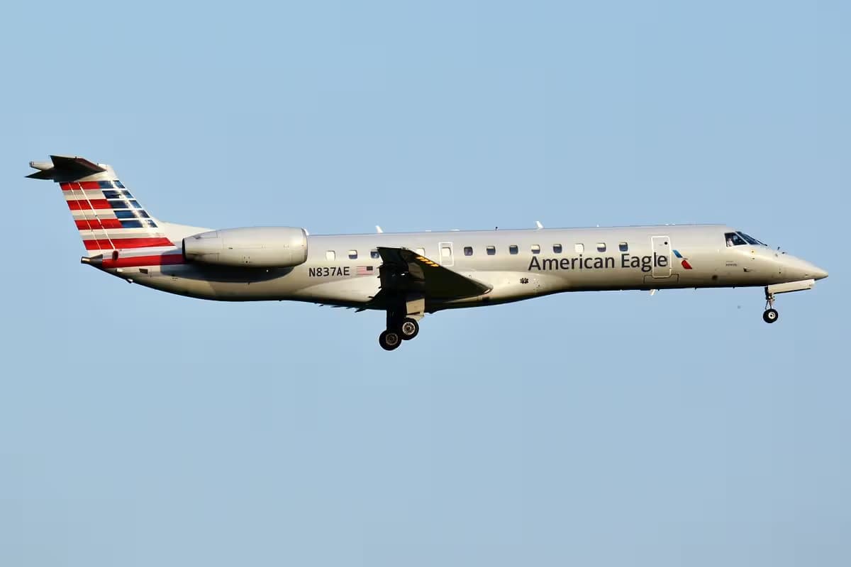 N837AE — Embraer