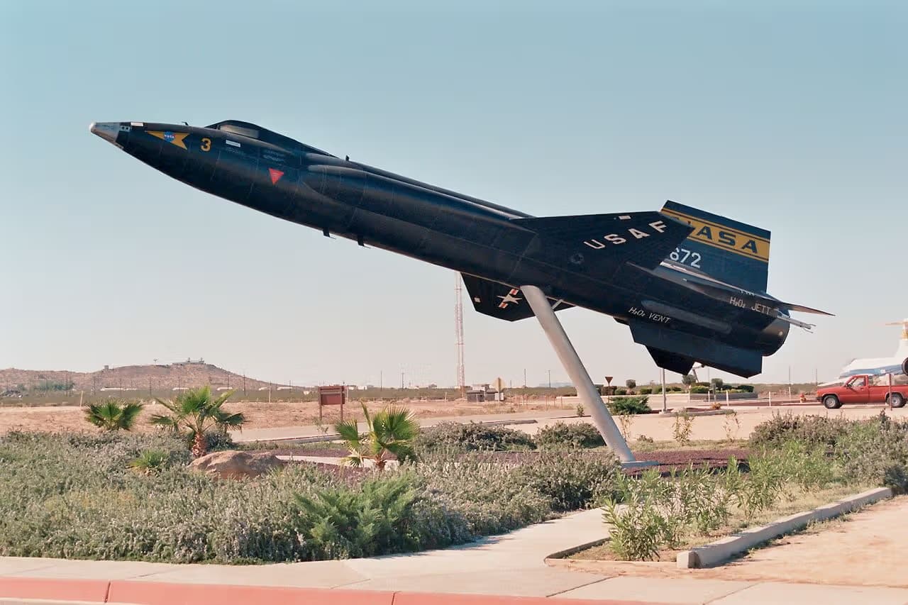 Unidentified — Aircraft