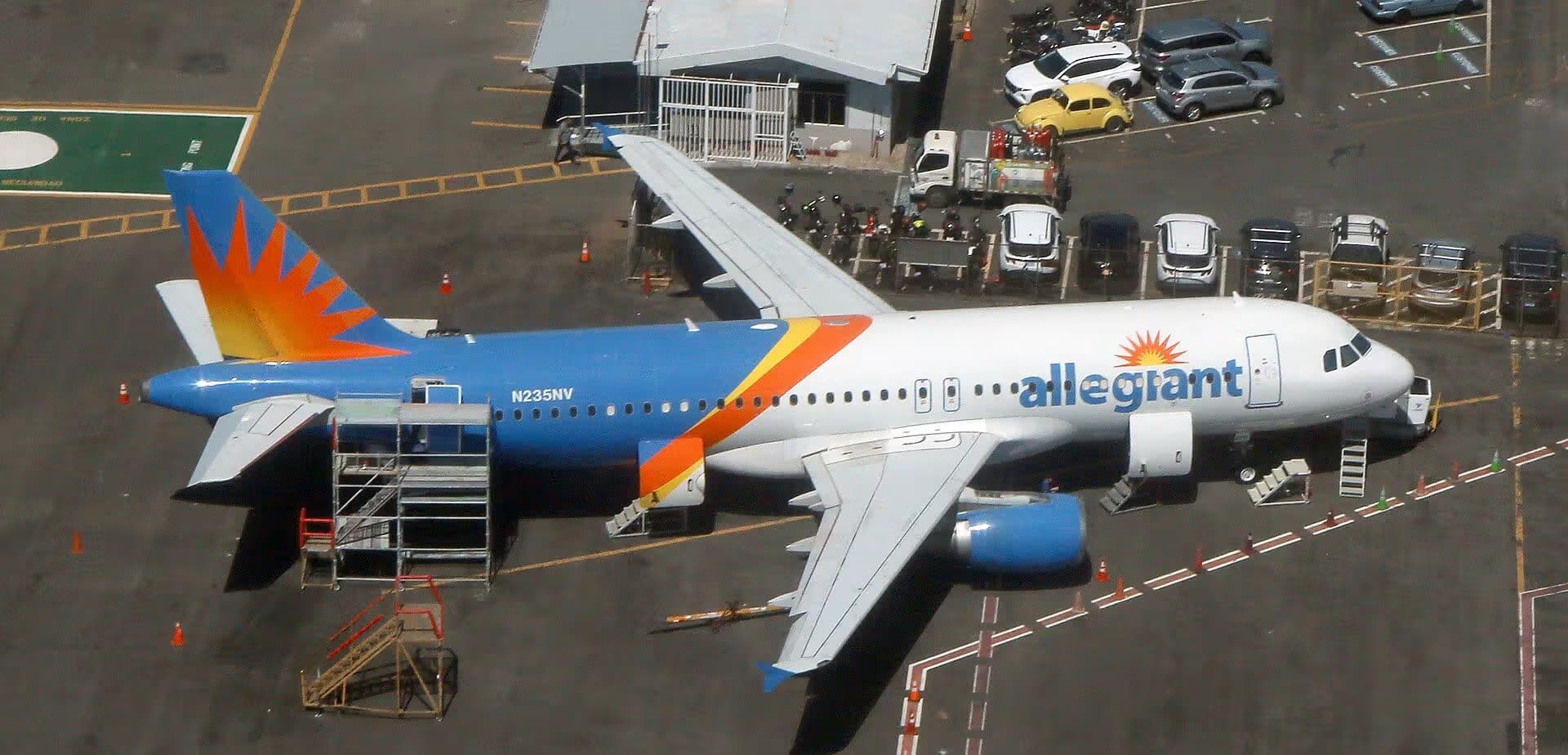 N235NV — Airbus