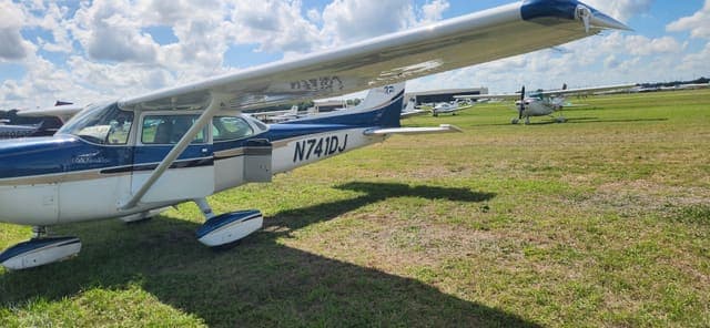 N741DJ - Cessna R172K Hawk XP