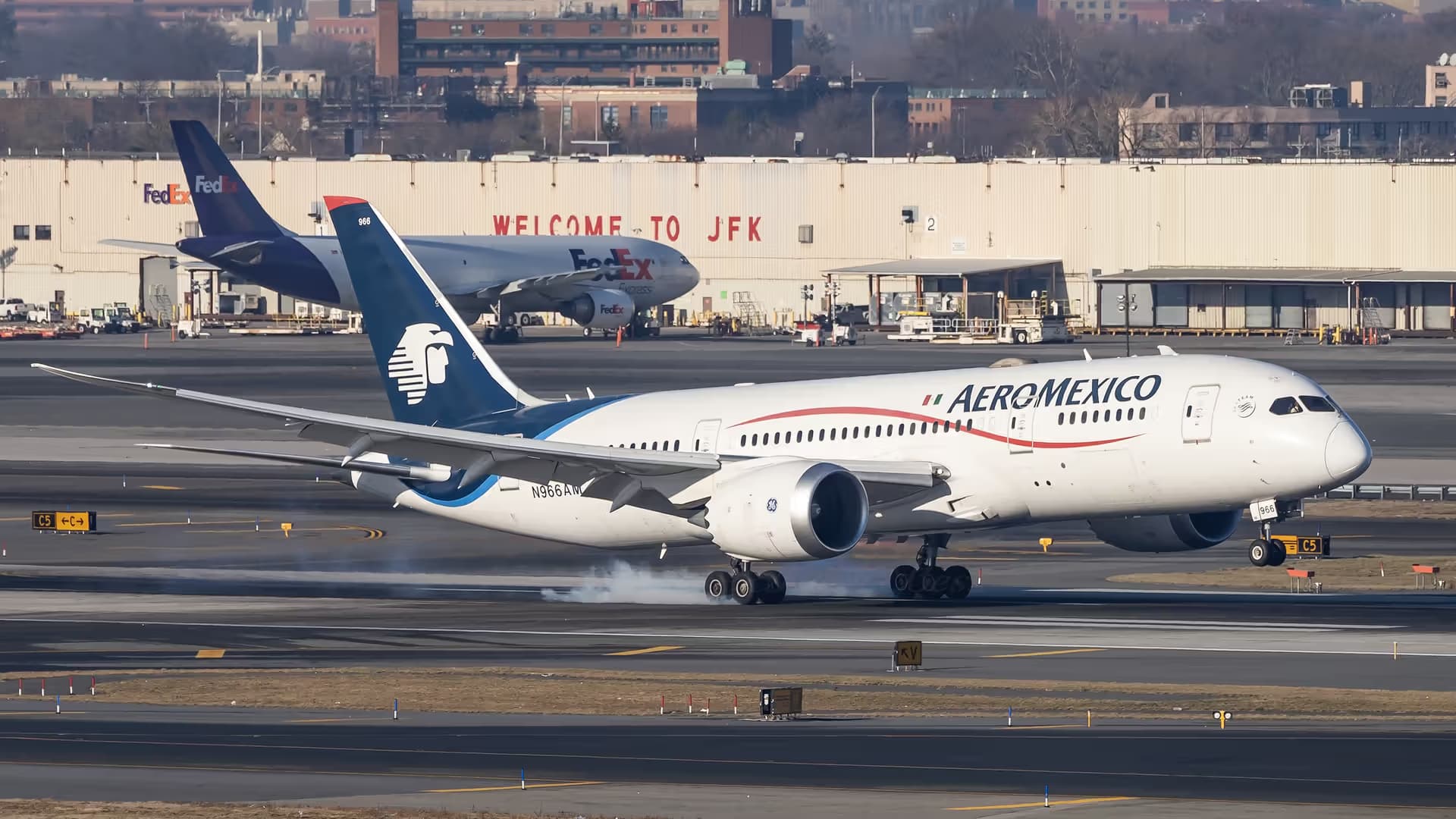 N966AM — Boeing