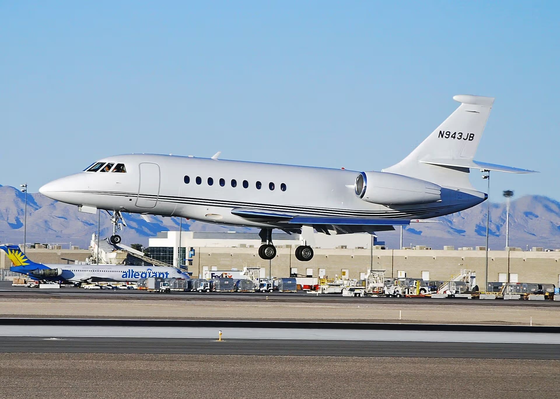 N943JB — Business jet