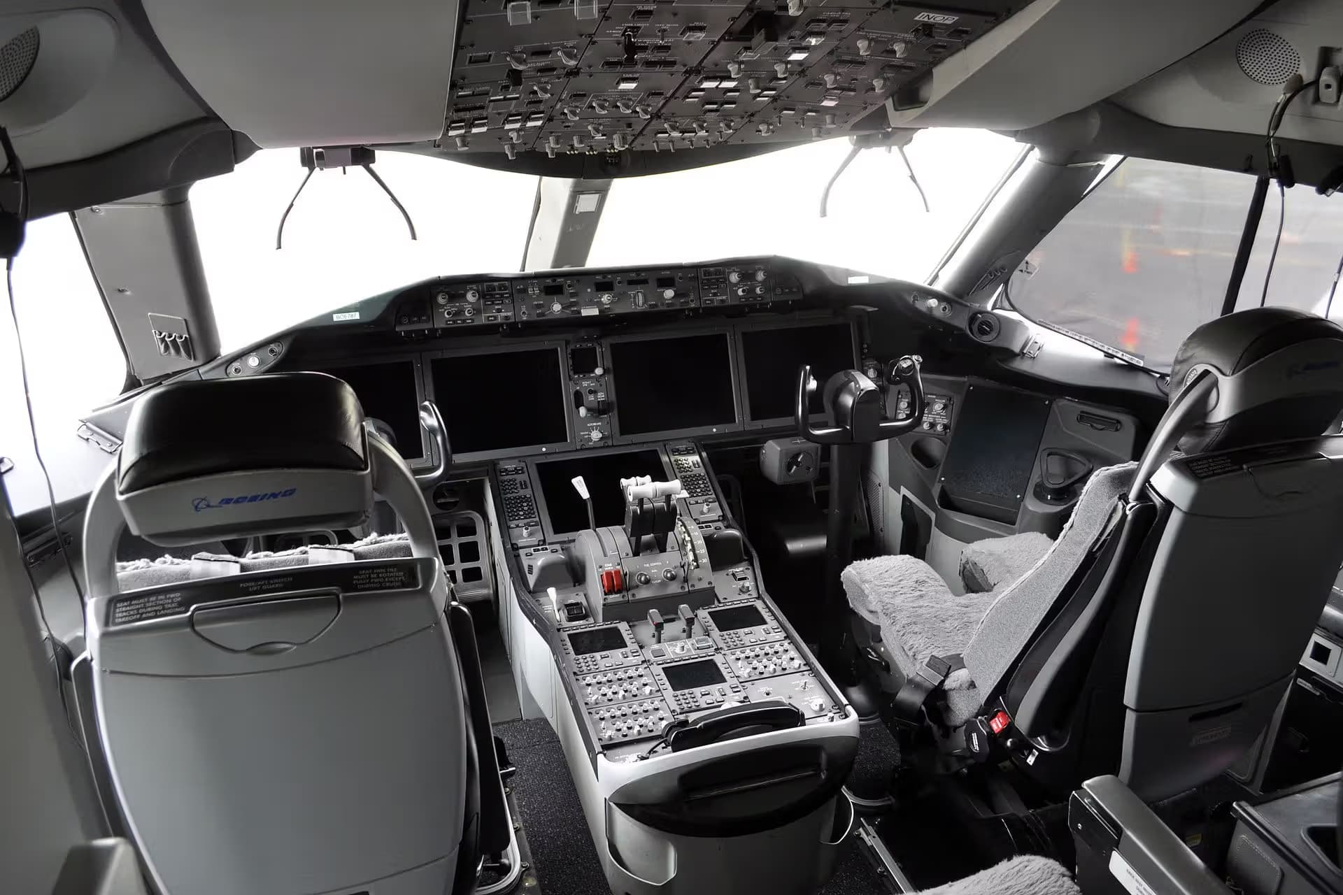 N787BX — Boeing