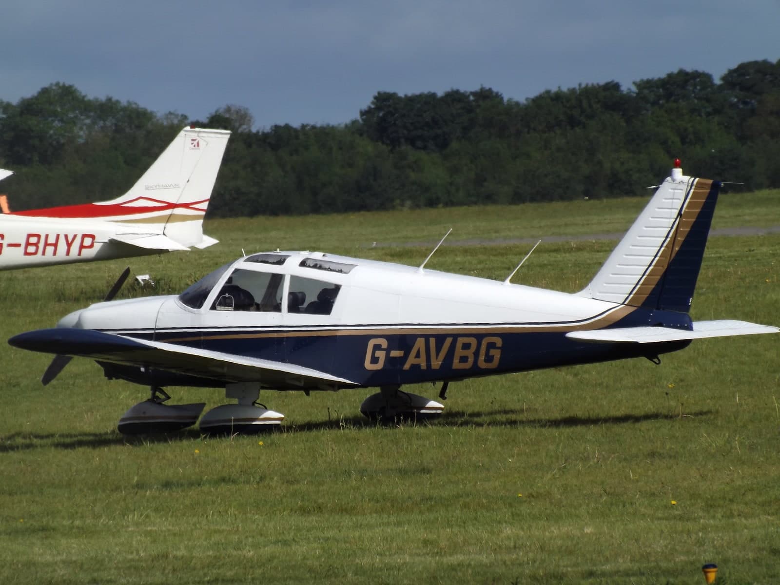 G-AVBG — Piper