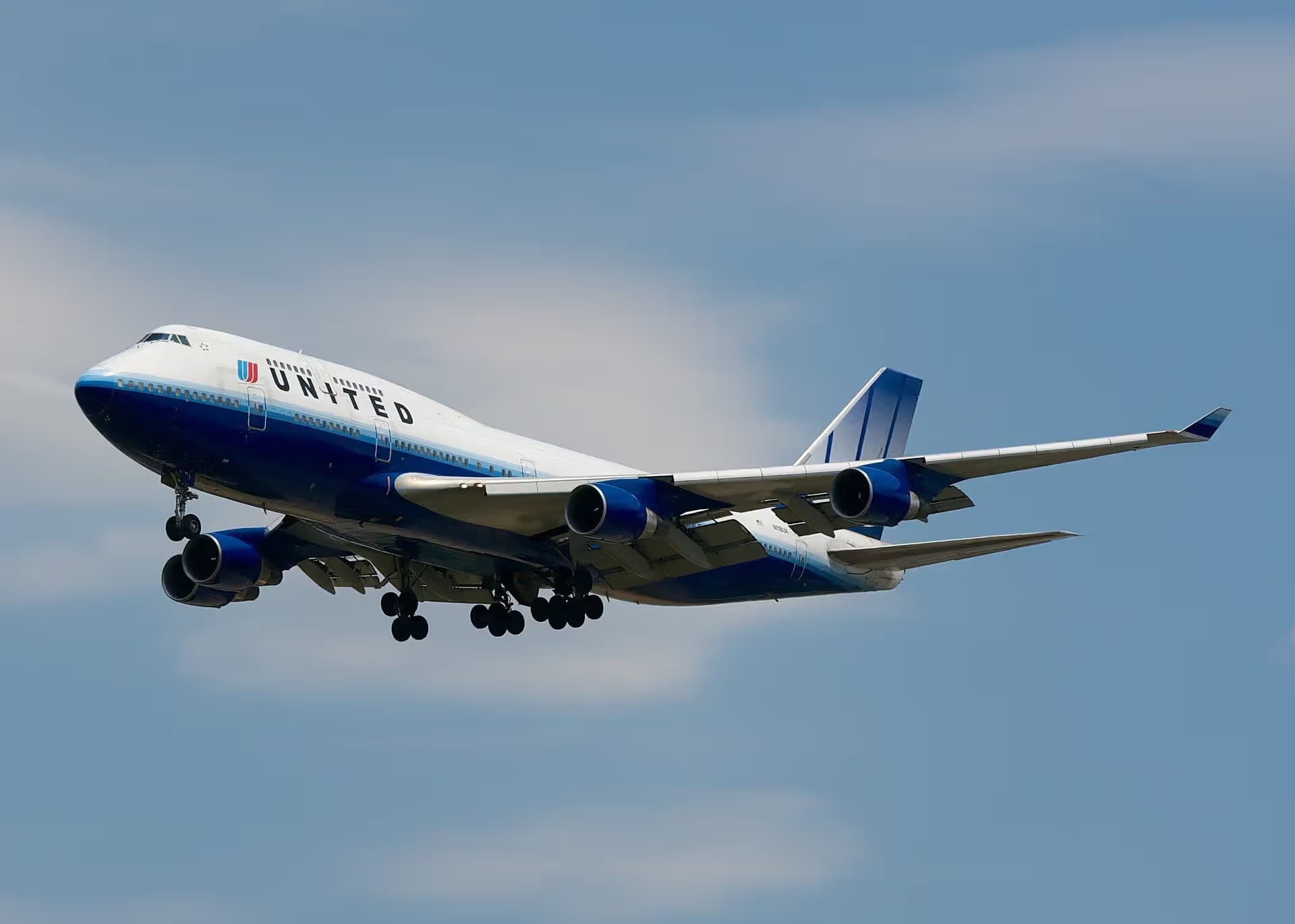 N118UA — Boeing