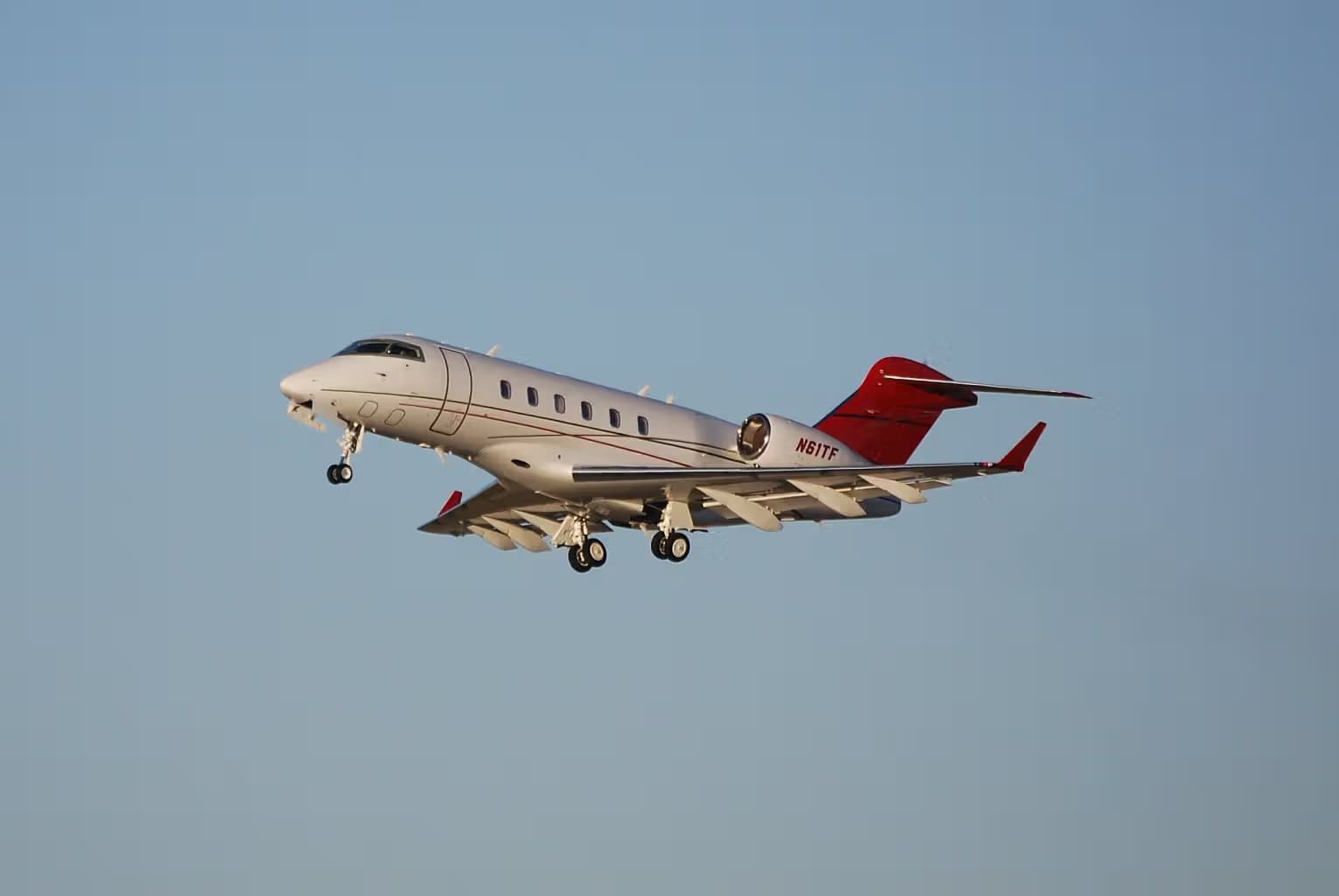 N61TF — Business jet