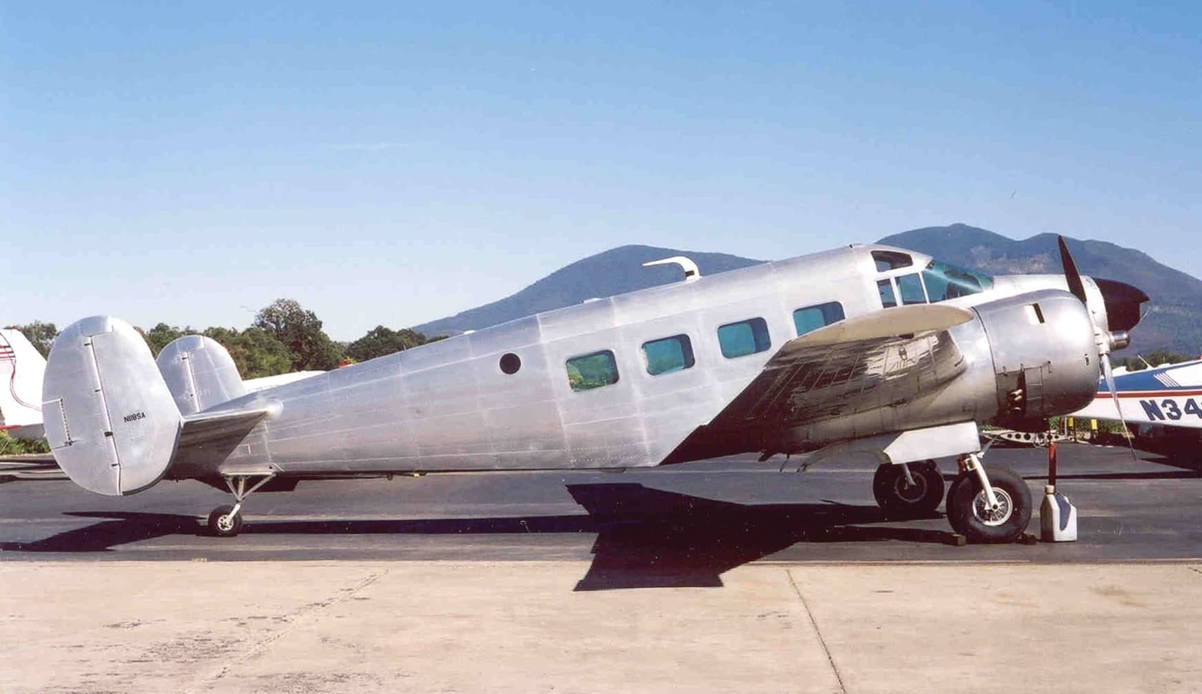 N118SA — Beech