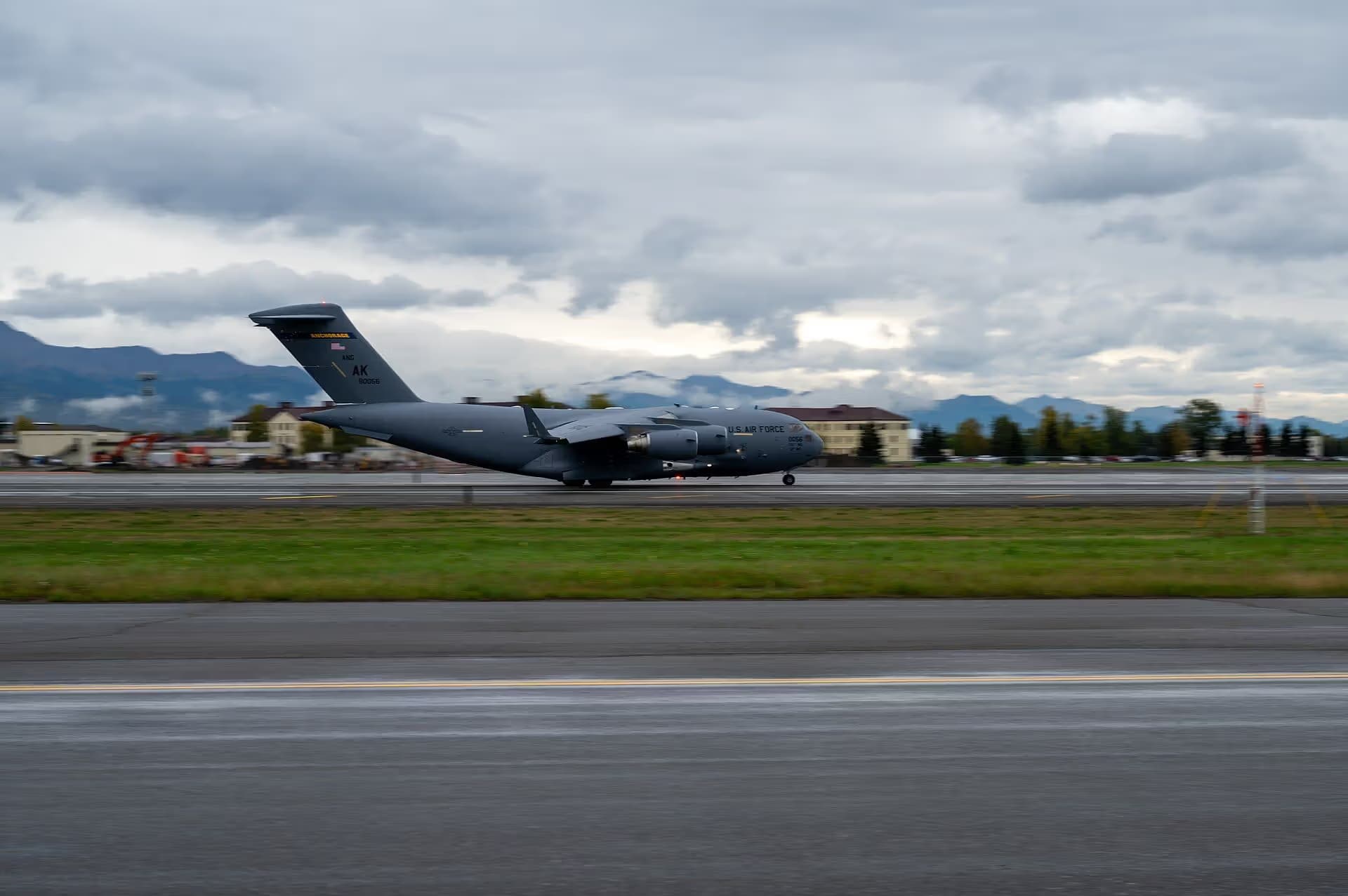 Unidentified — Aircraft