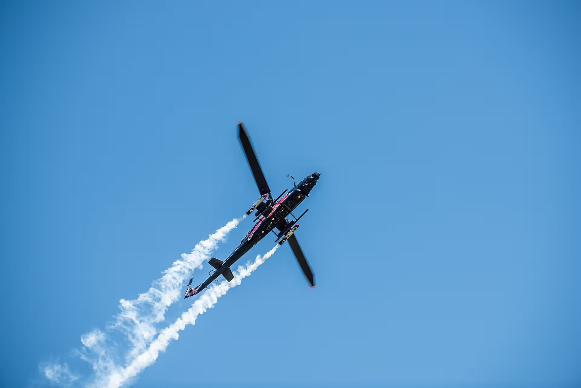 N11FX — Helicopter