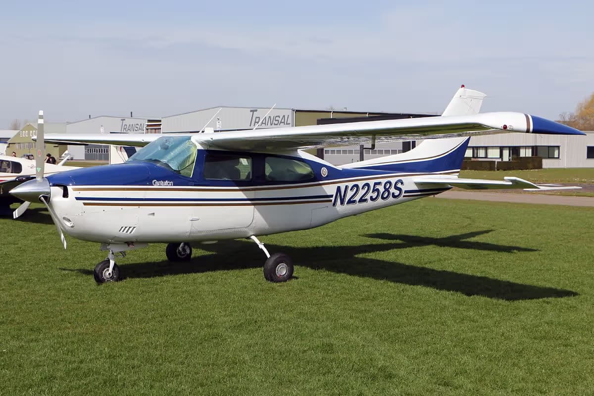N2258S — Cessna