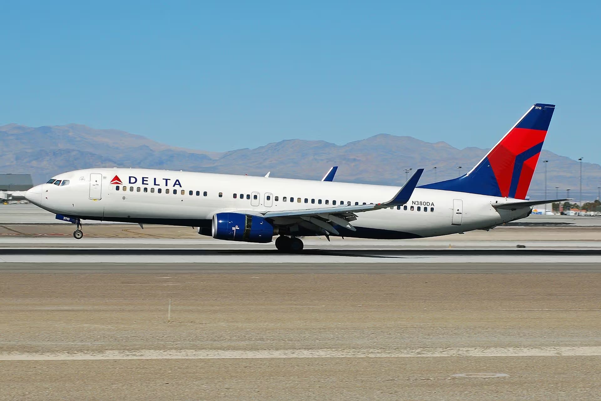 N380DA — Boeing