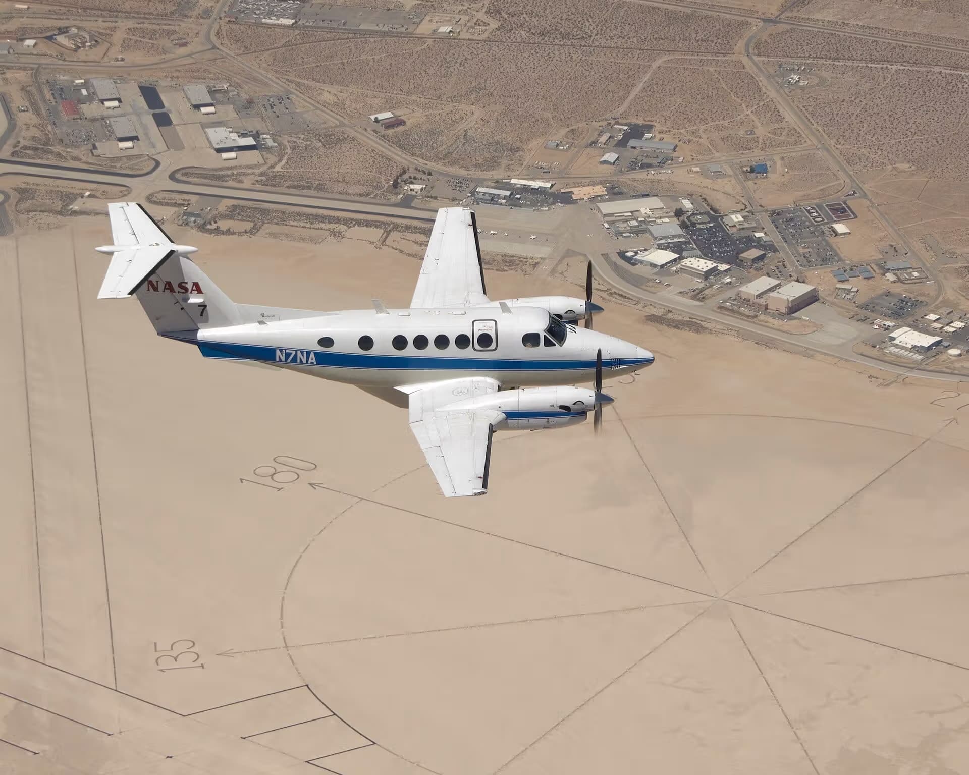 N7NA — Beechcraft