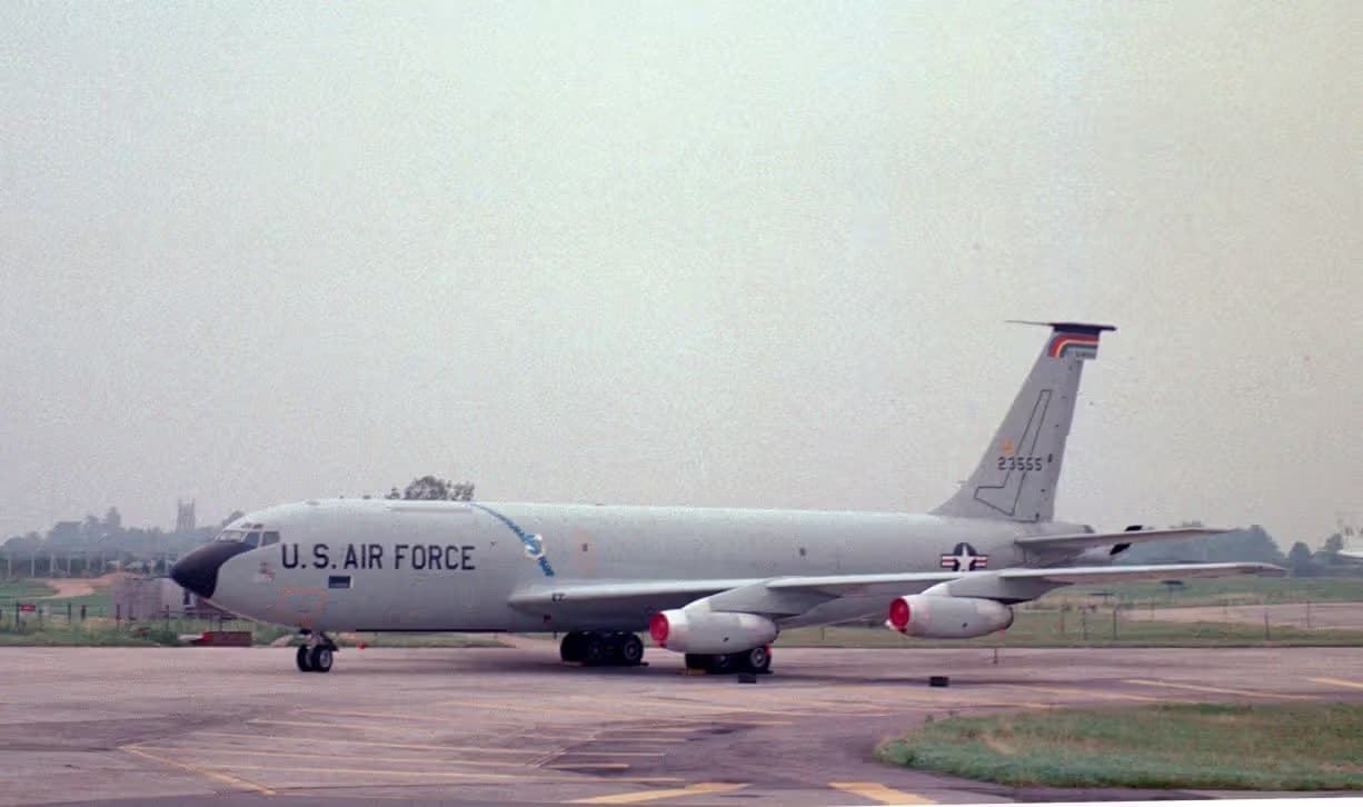 Unidentified — Aircraft