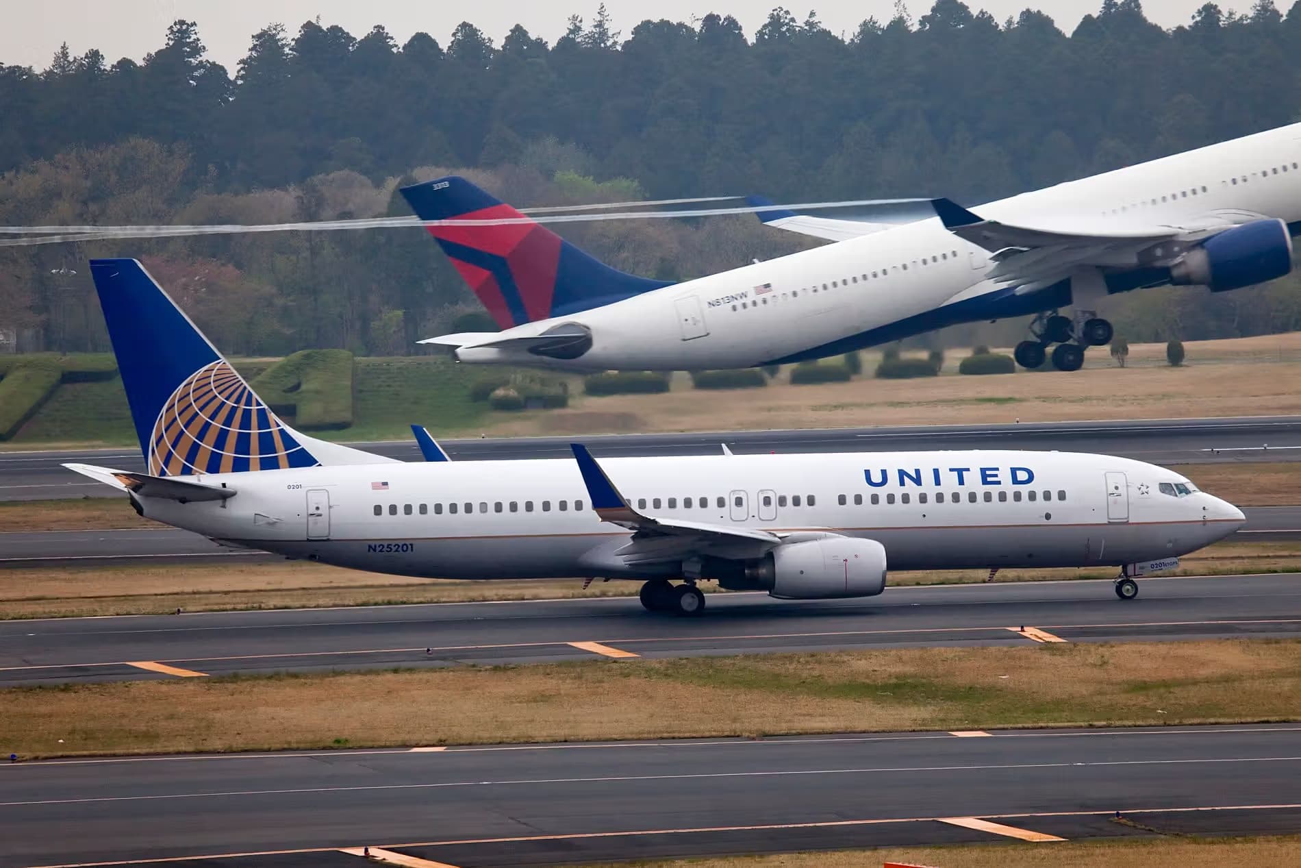N25201 — Boeing