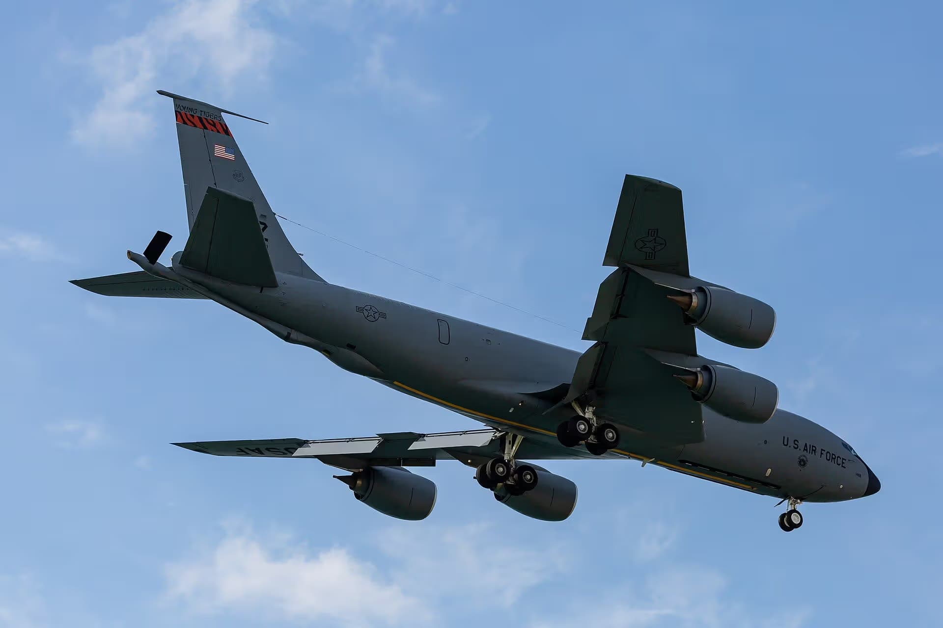 Unidentified — Aircraft