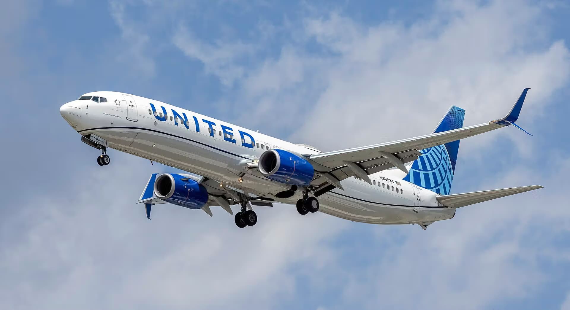 N68834 — Boeing