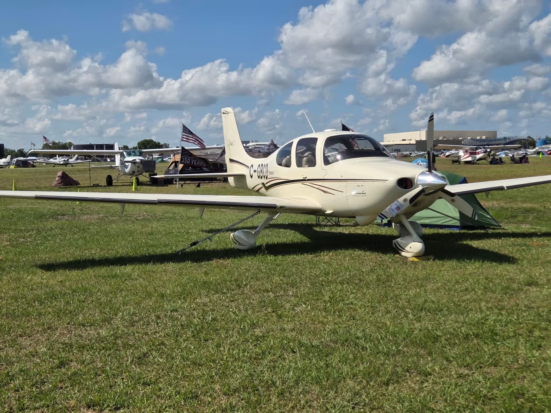 CGBCO — Robinson R44 at Lakeland Linder Intl