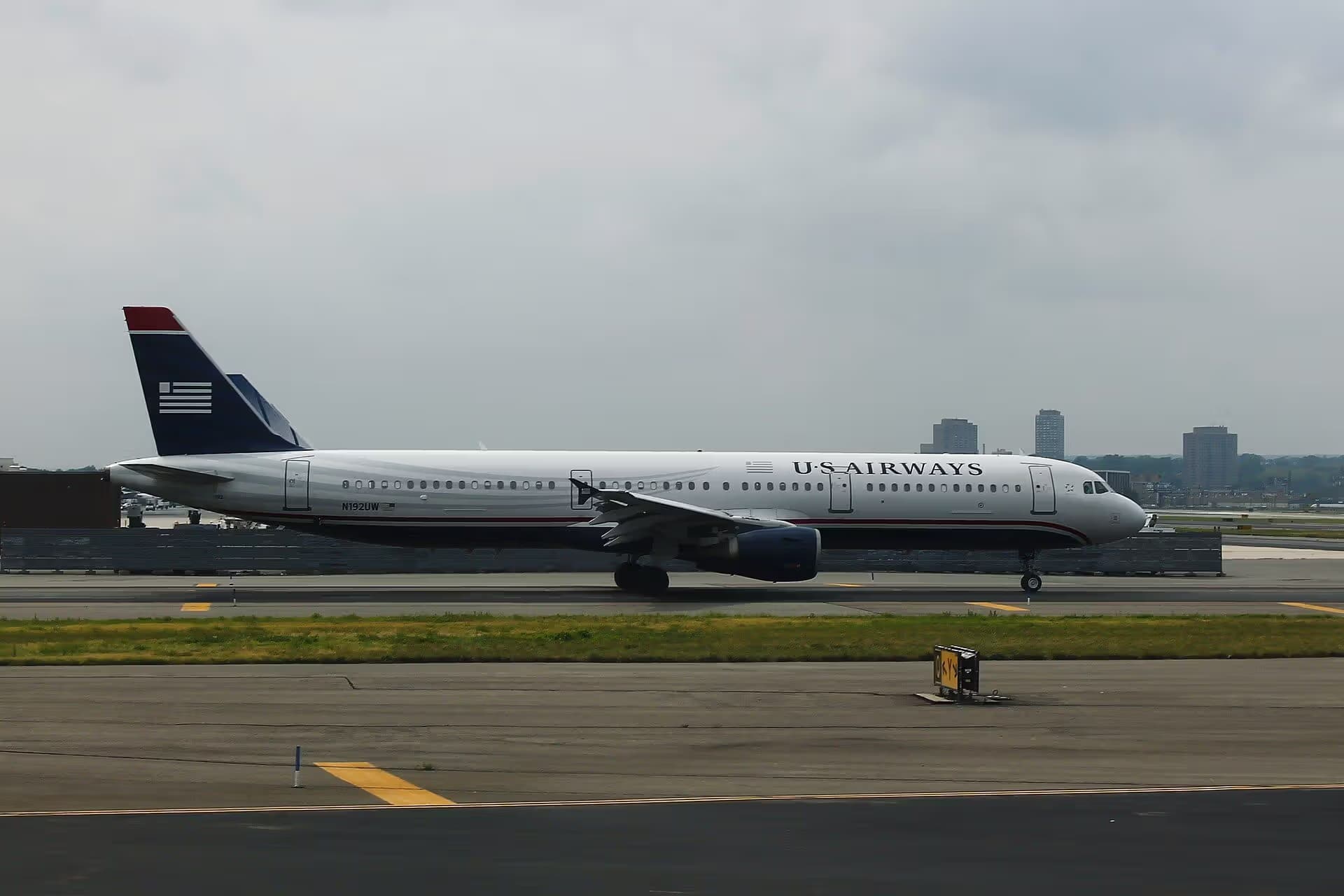 N192UW — Airbus