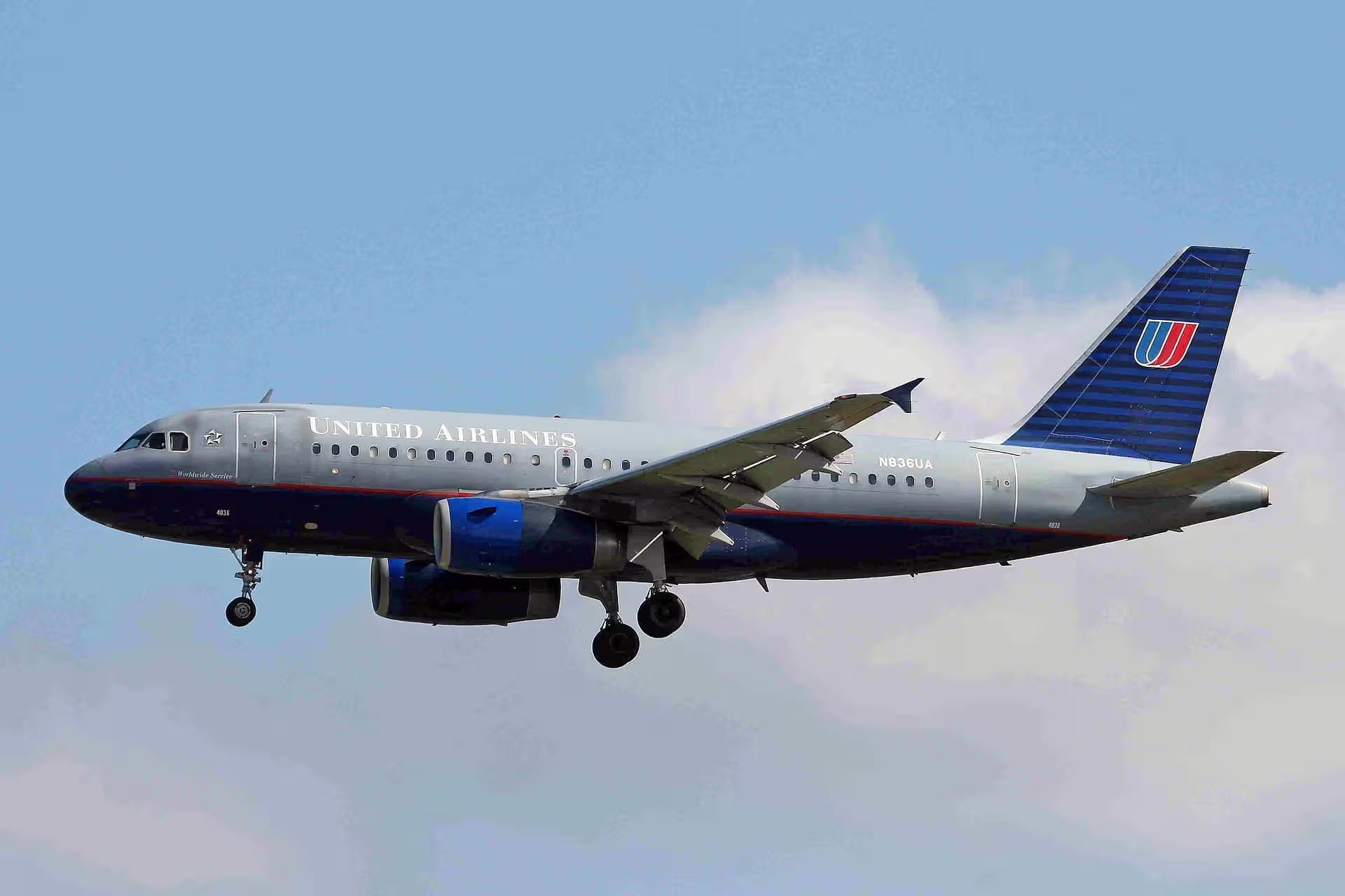 N836UA — Airbus