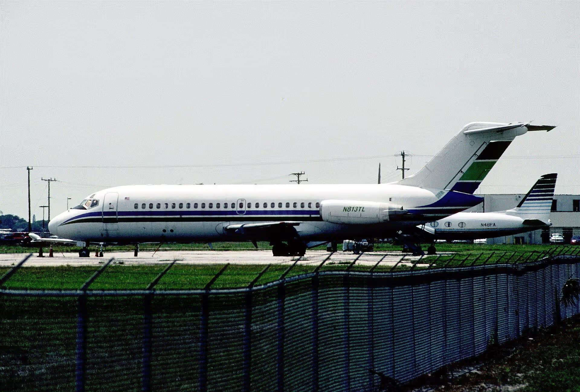 N813TL — Douglas