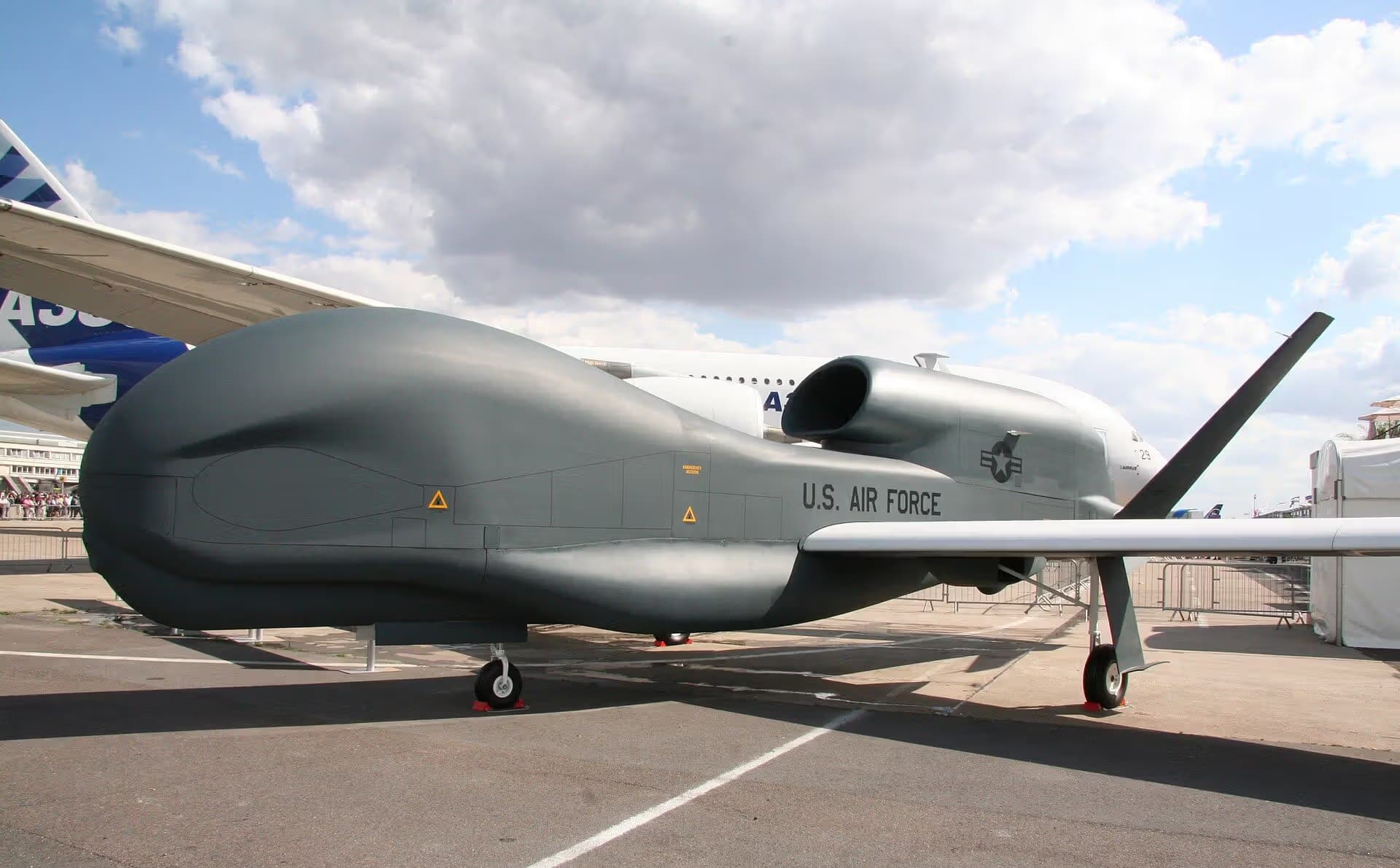 Unidentified — Aircraft
