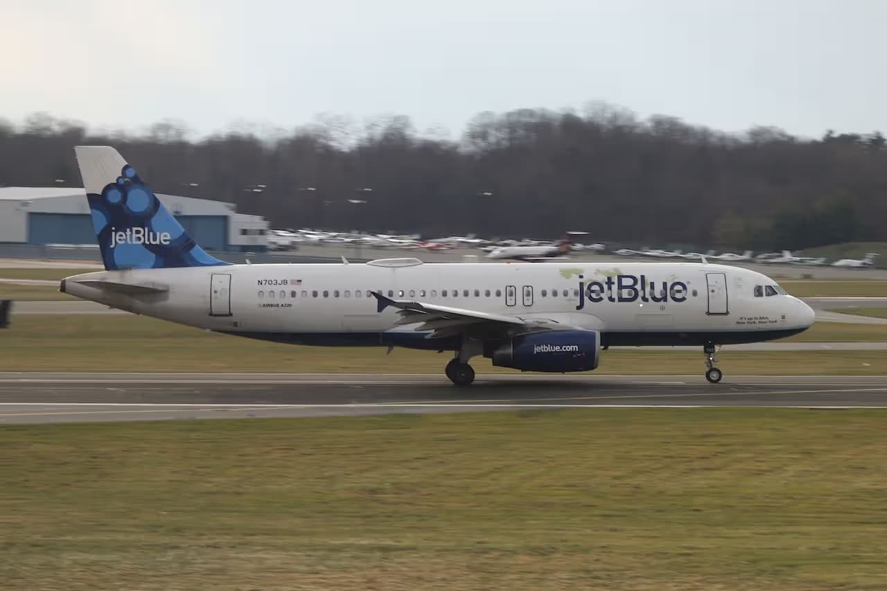 N703JB — Airbus