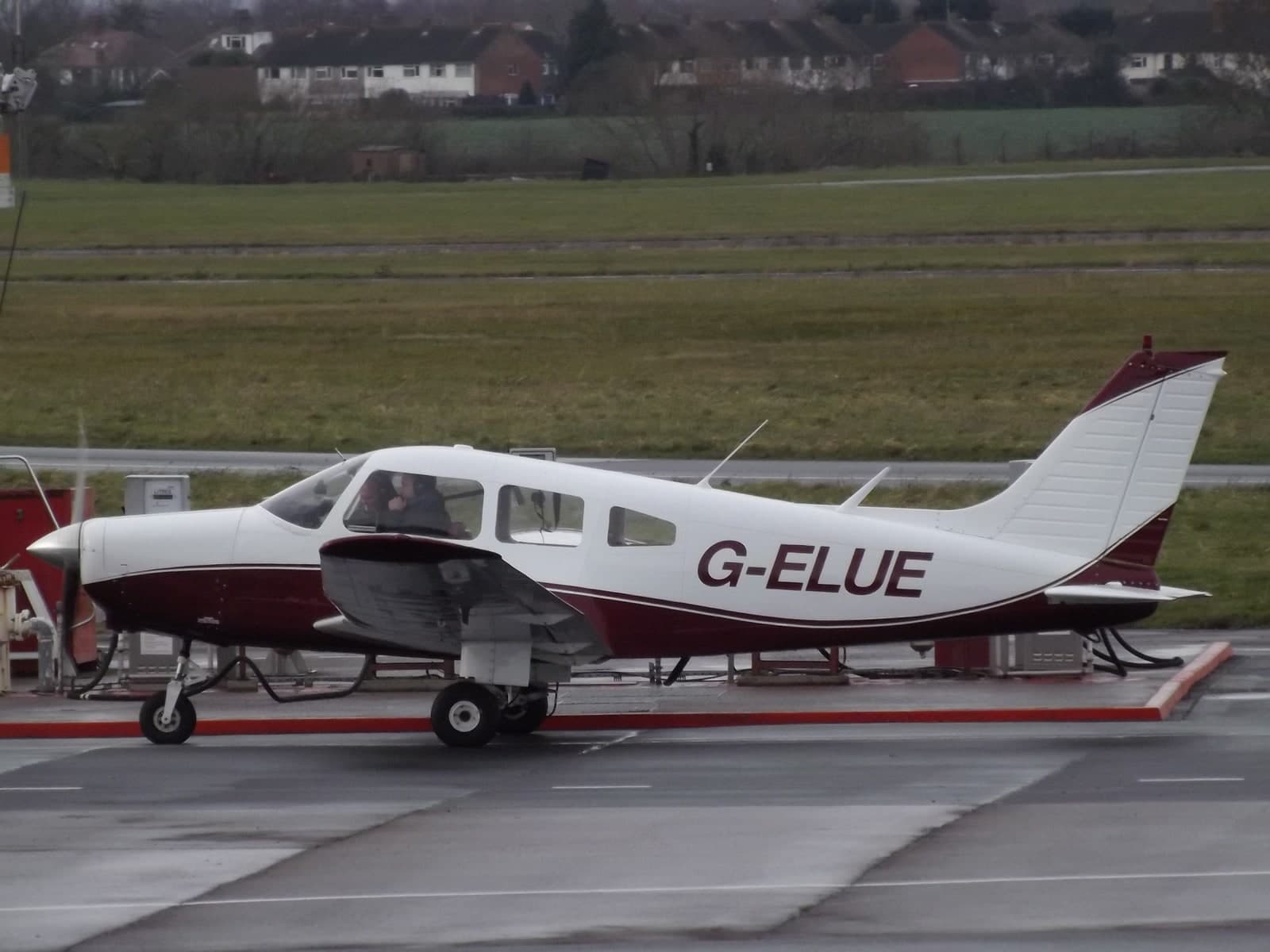 G-ELUE — Piper