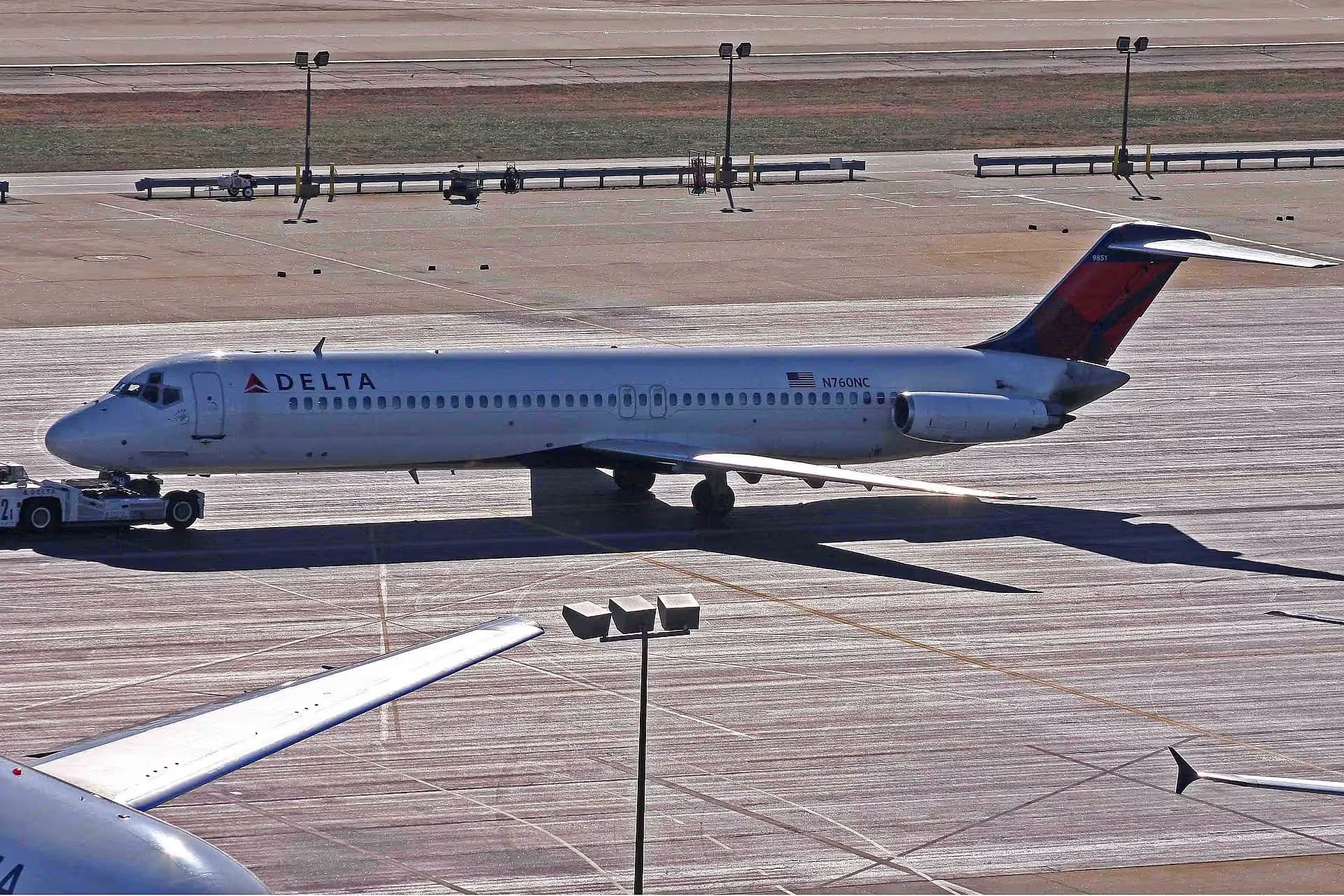 N760NC — Douglas