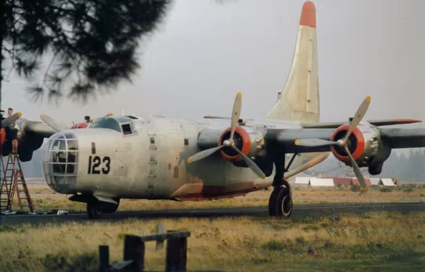 N7620C — Warbird