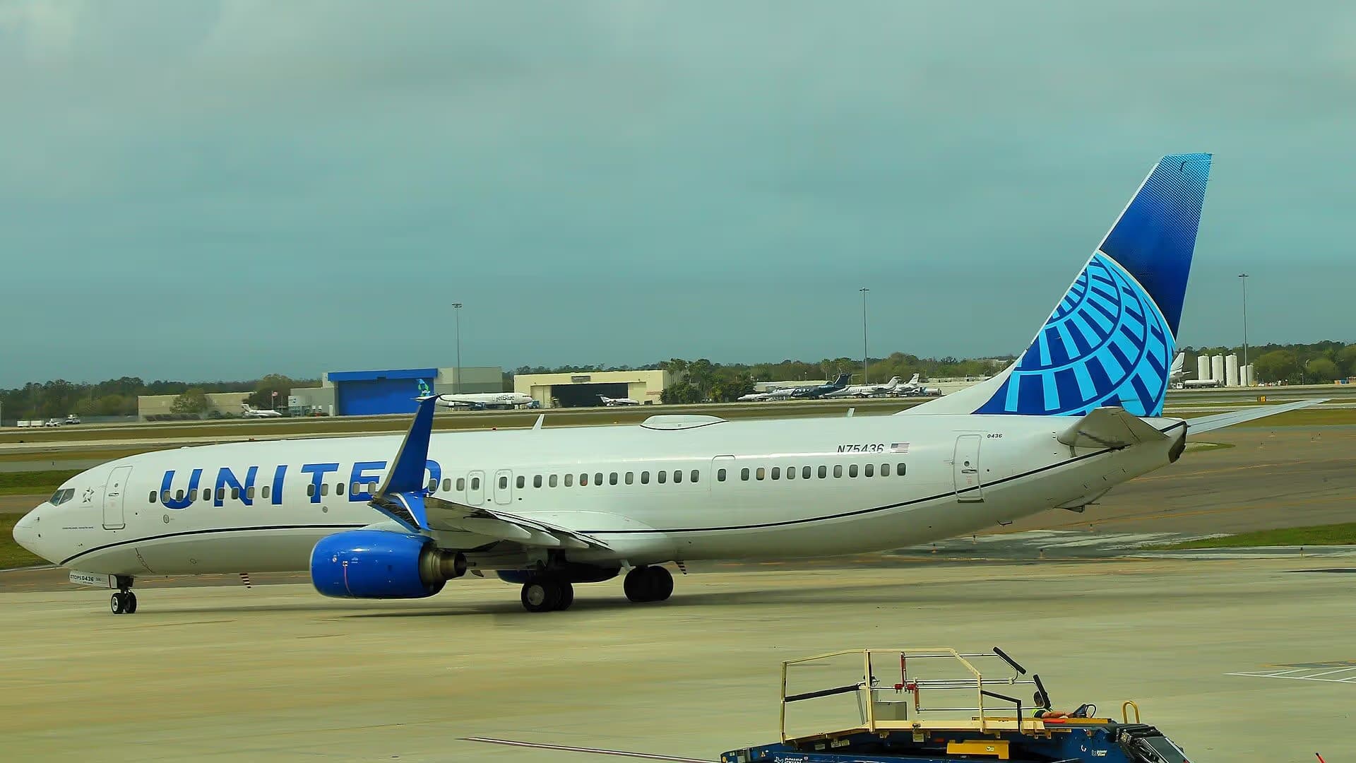 N75436 — Boeing