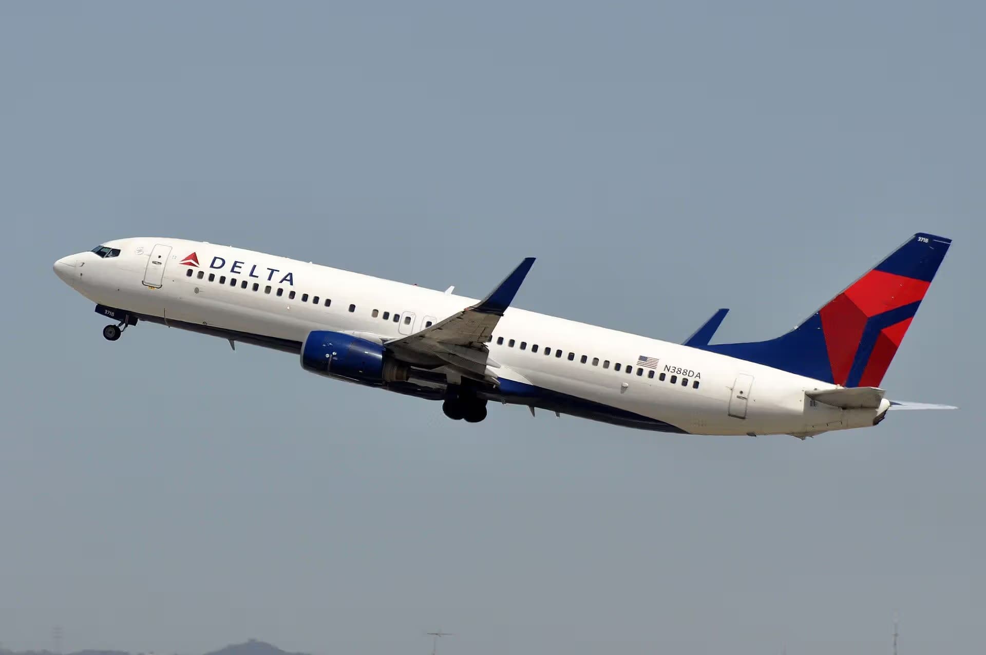 N388DA — Boeing