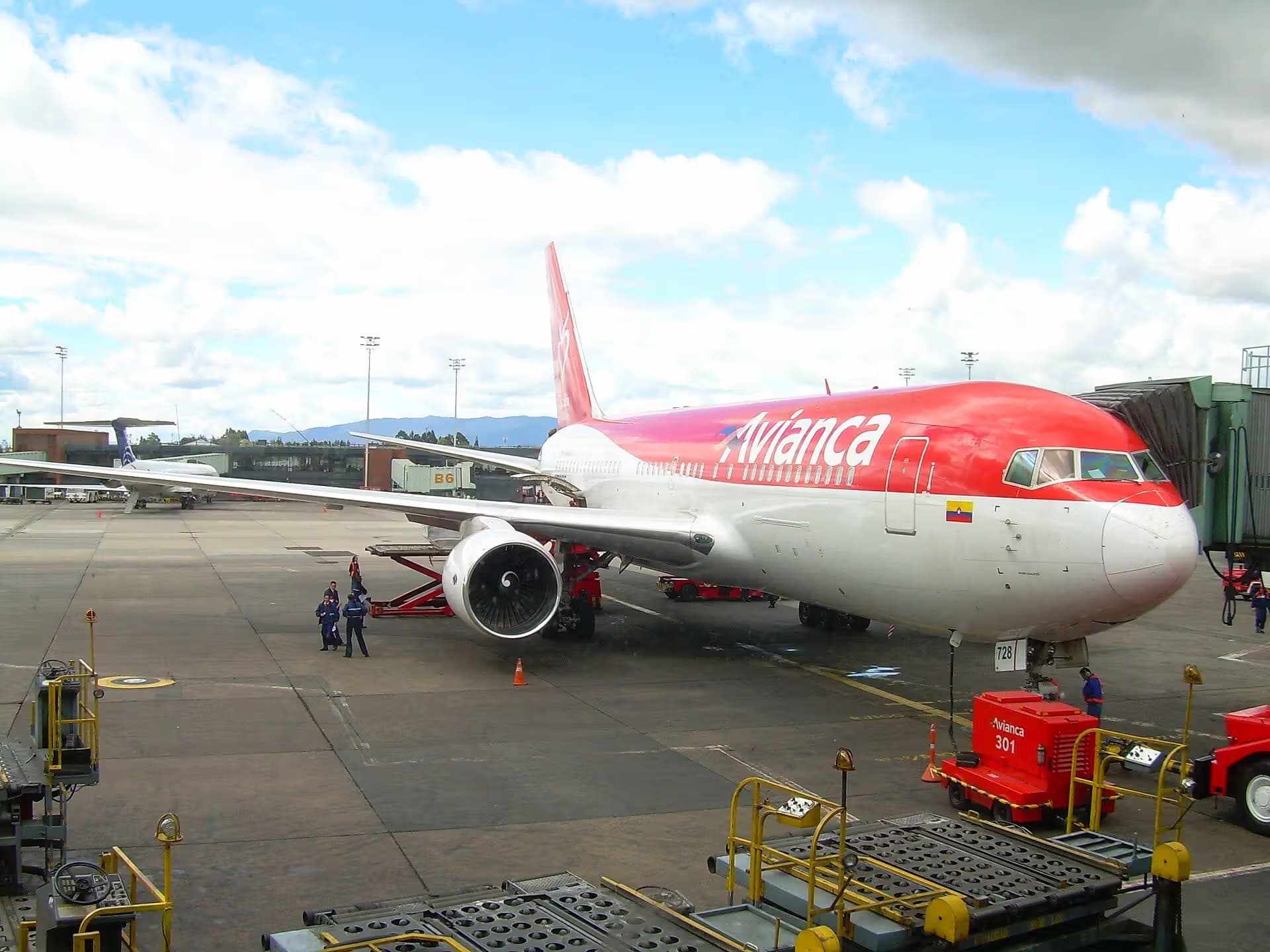 N728CG — Boeing