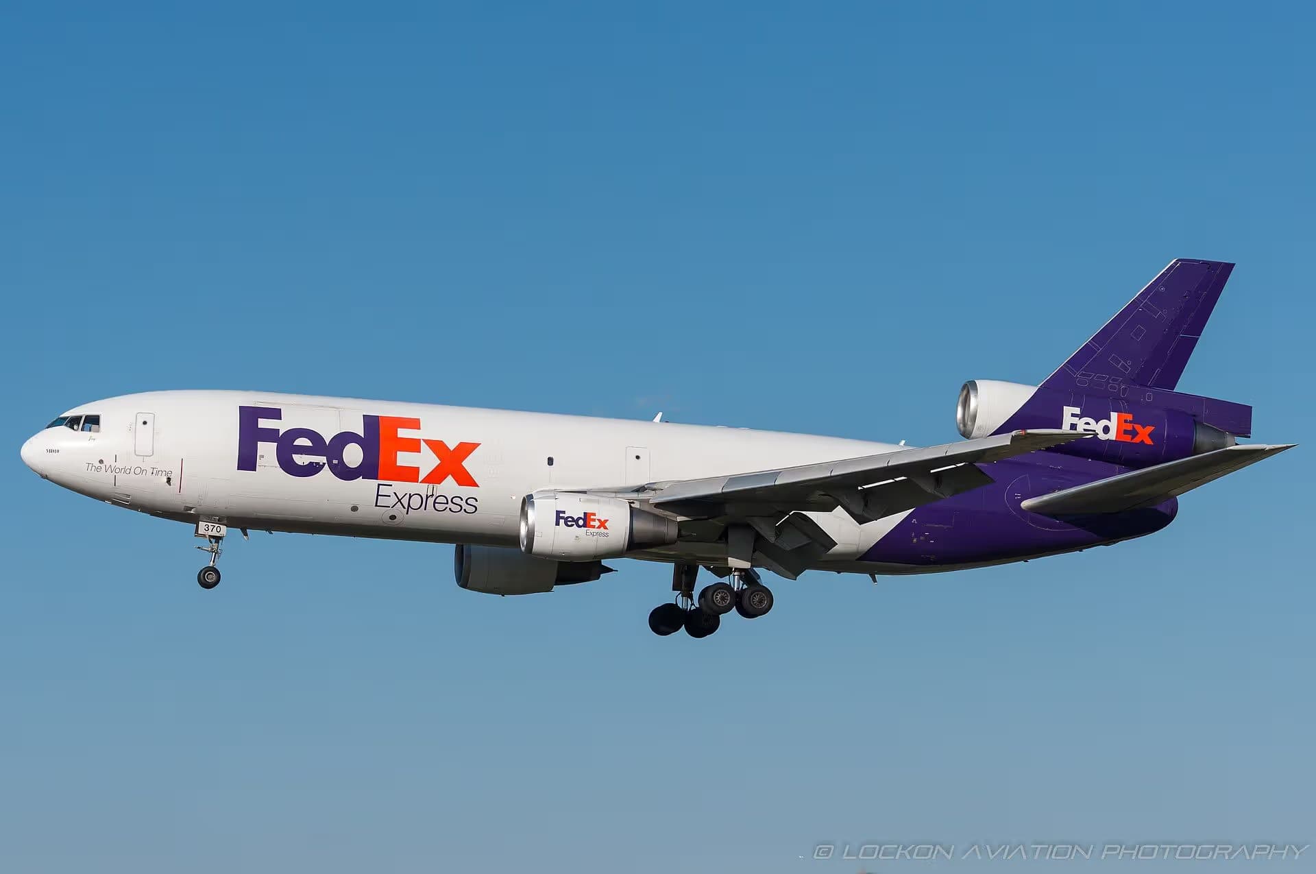 N370FE — Aircraft