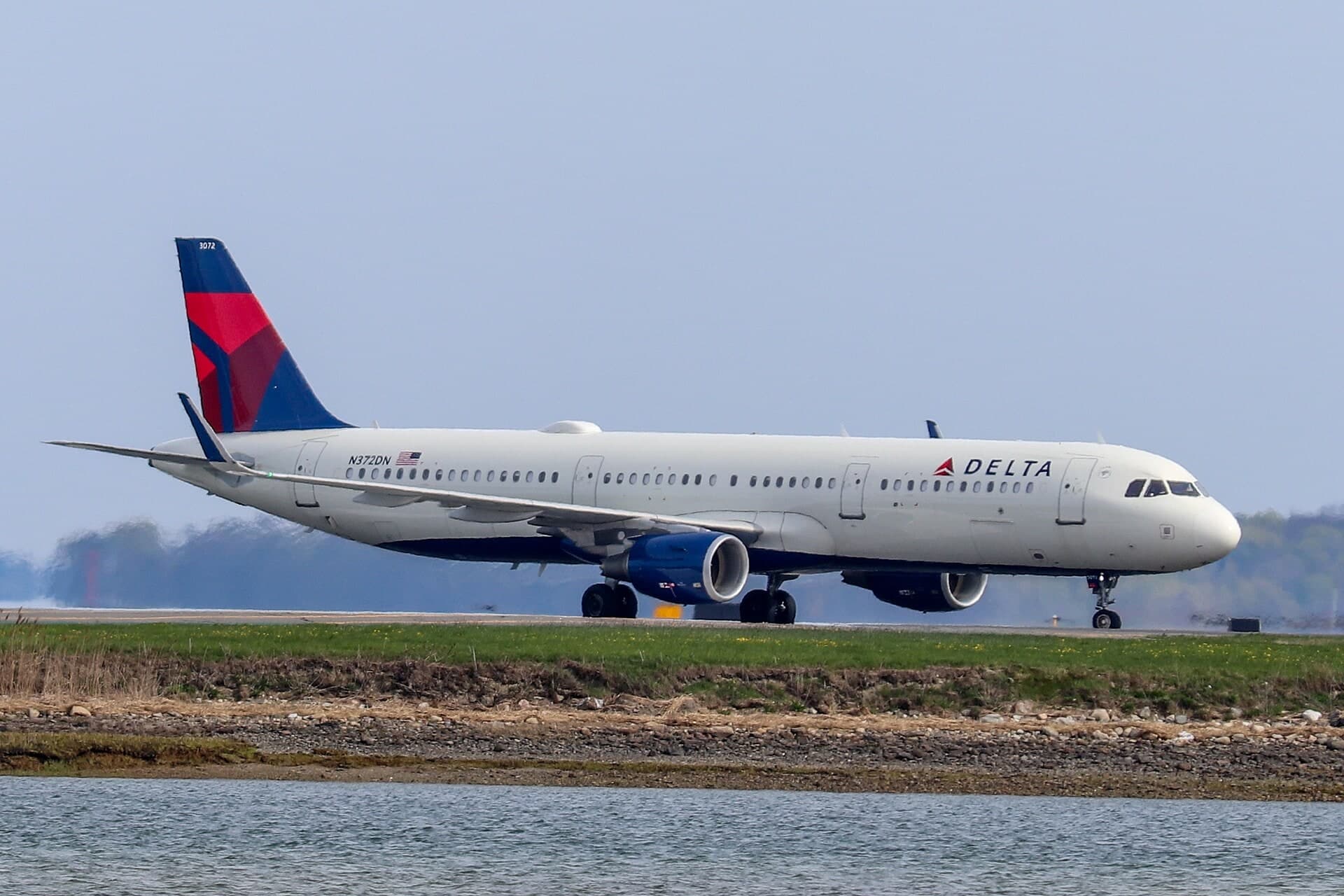 N372DN — Airbus