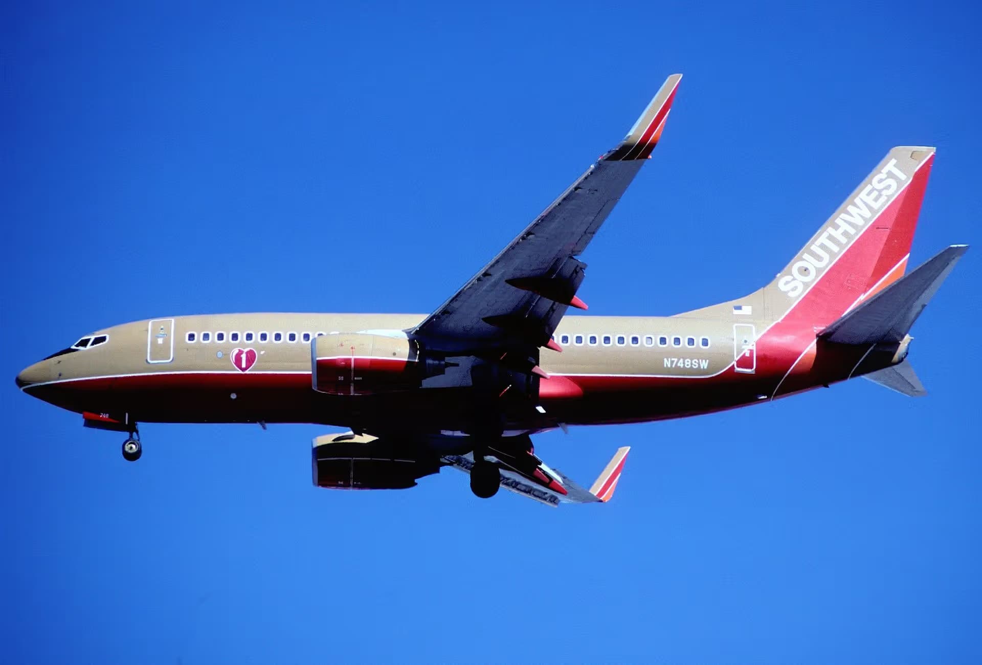 N748SW — Boeing