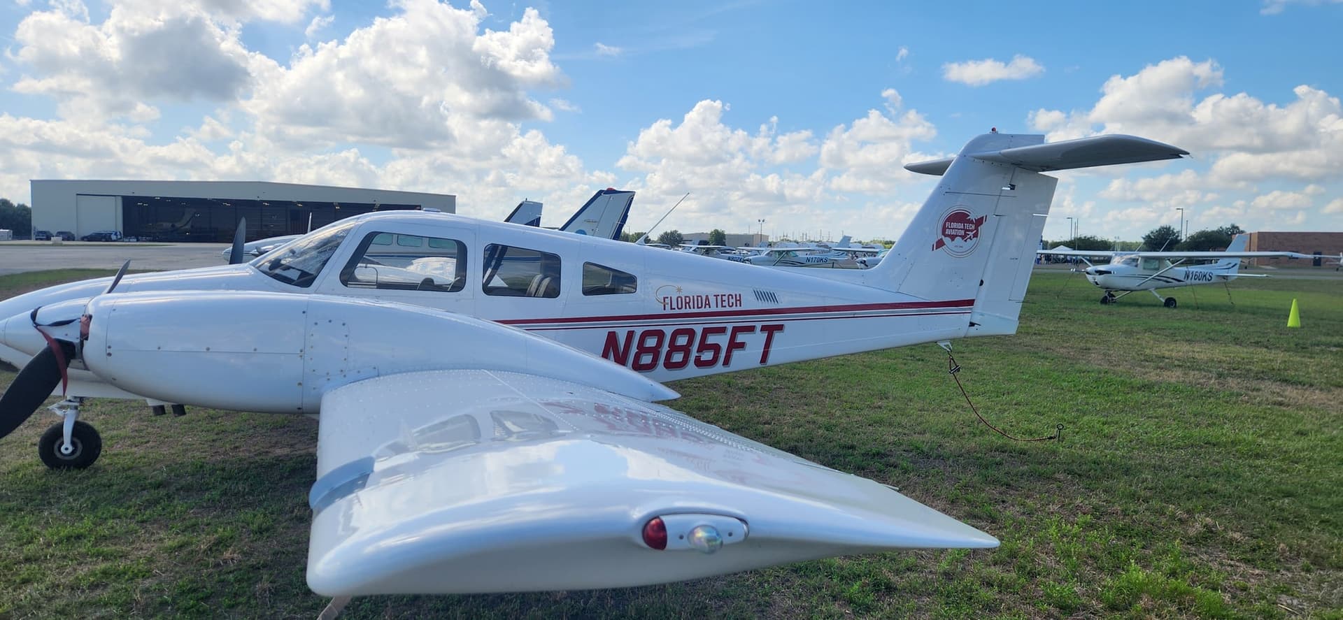 N885FT — Piper PA-44-180 Seminole at Lakeland Linder Intl