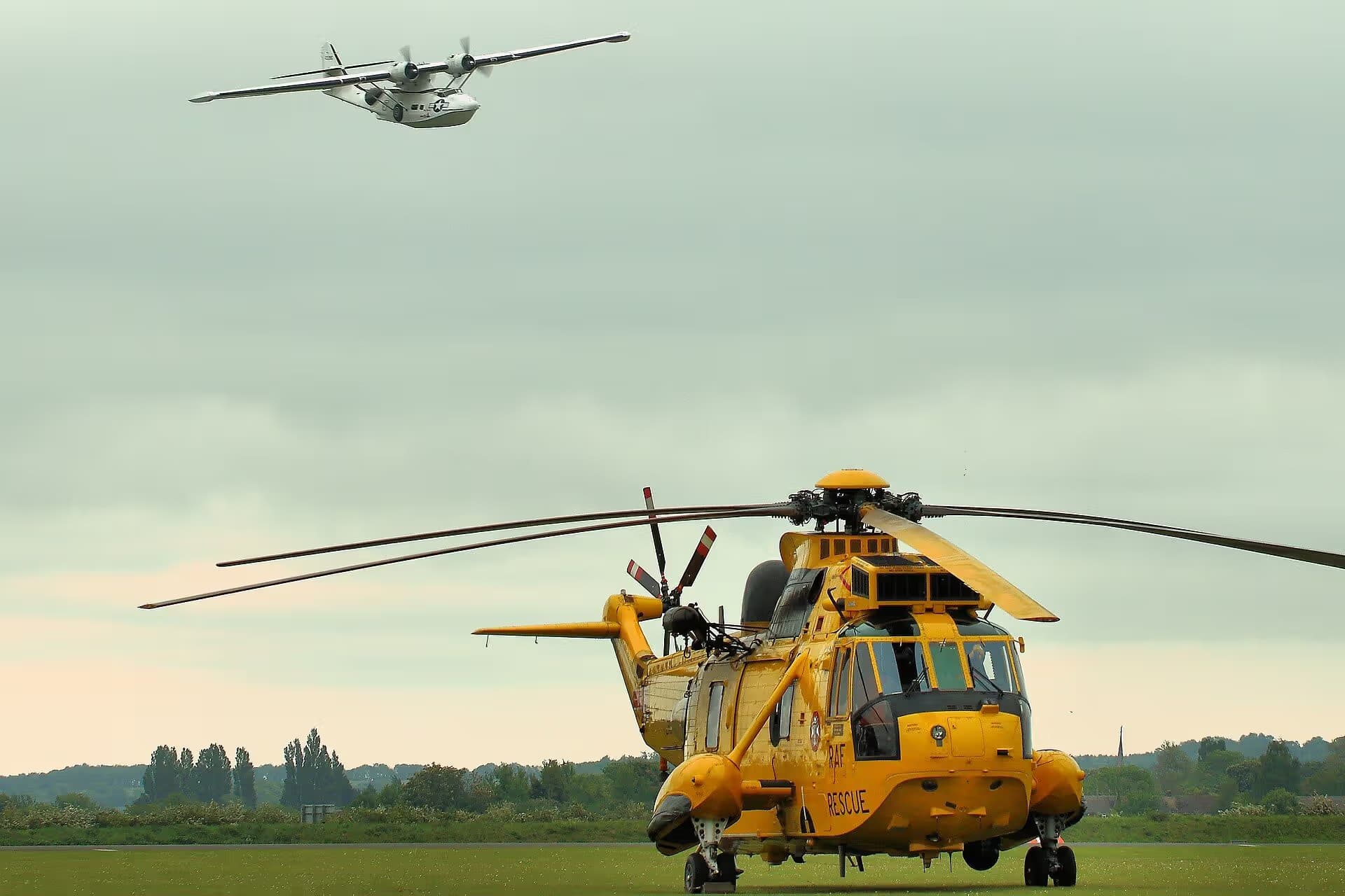 Unidentified — Helicopter