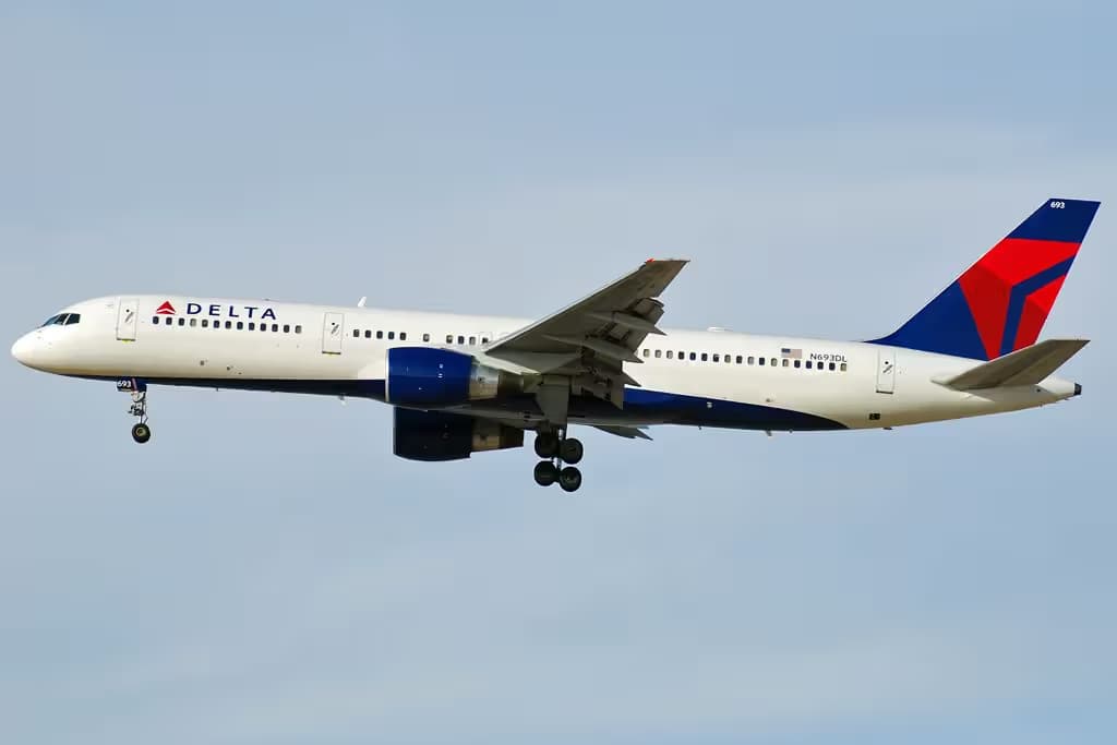 N693DL — Boeing