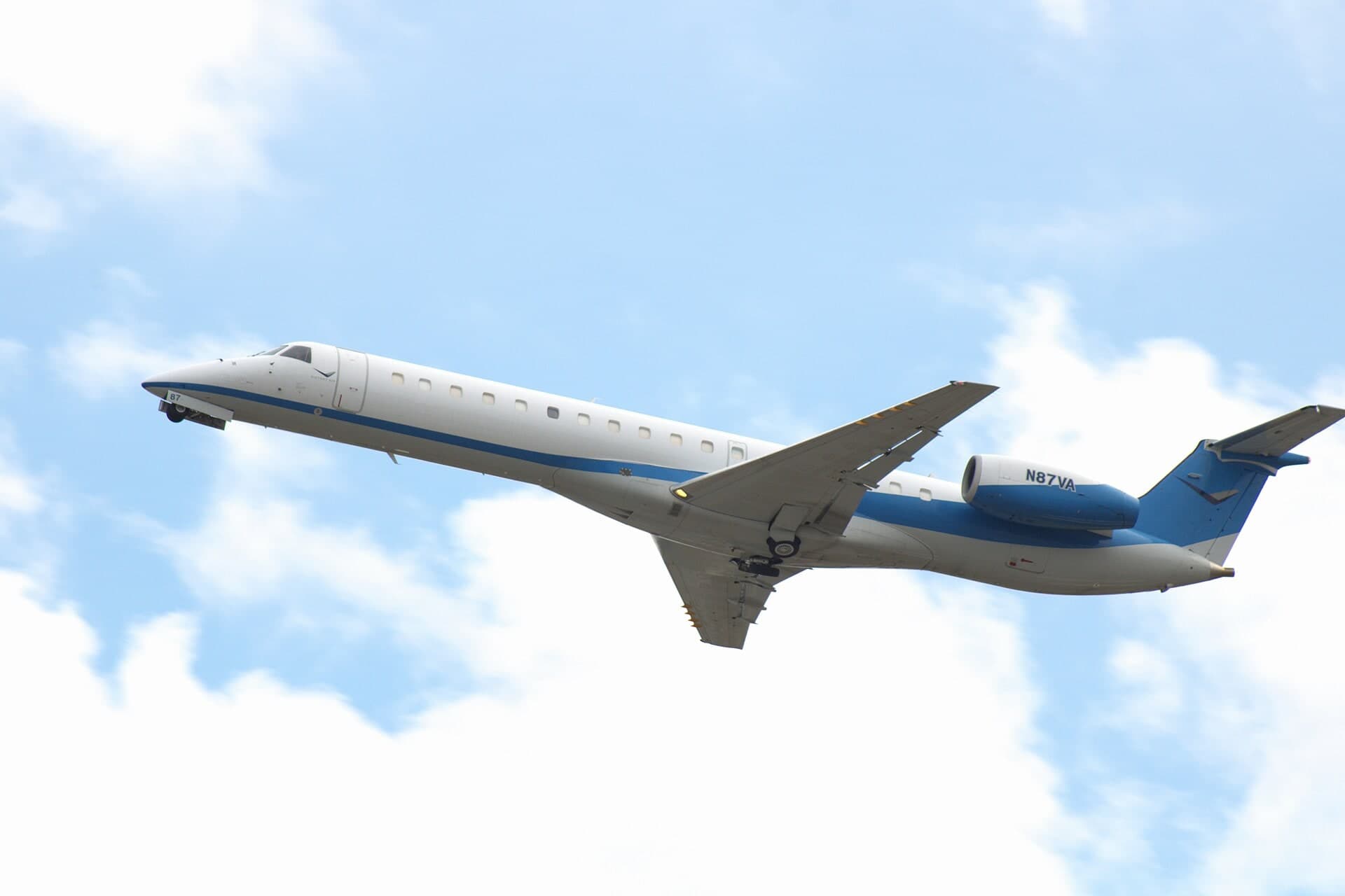 N87VA — Embraer