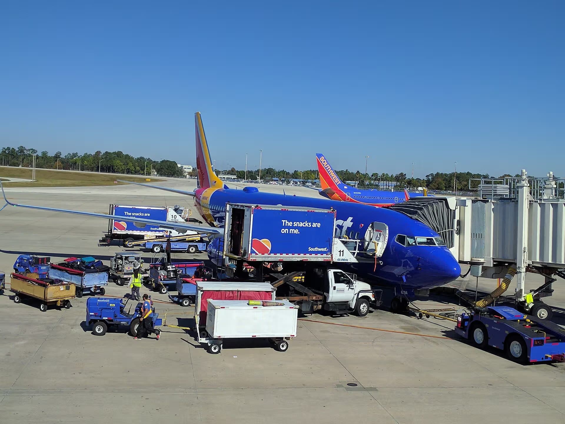 N8694E — Aircraft