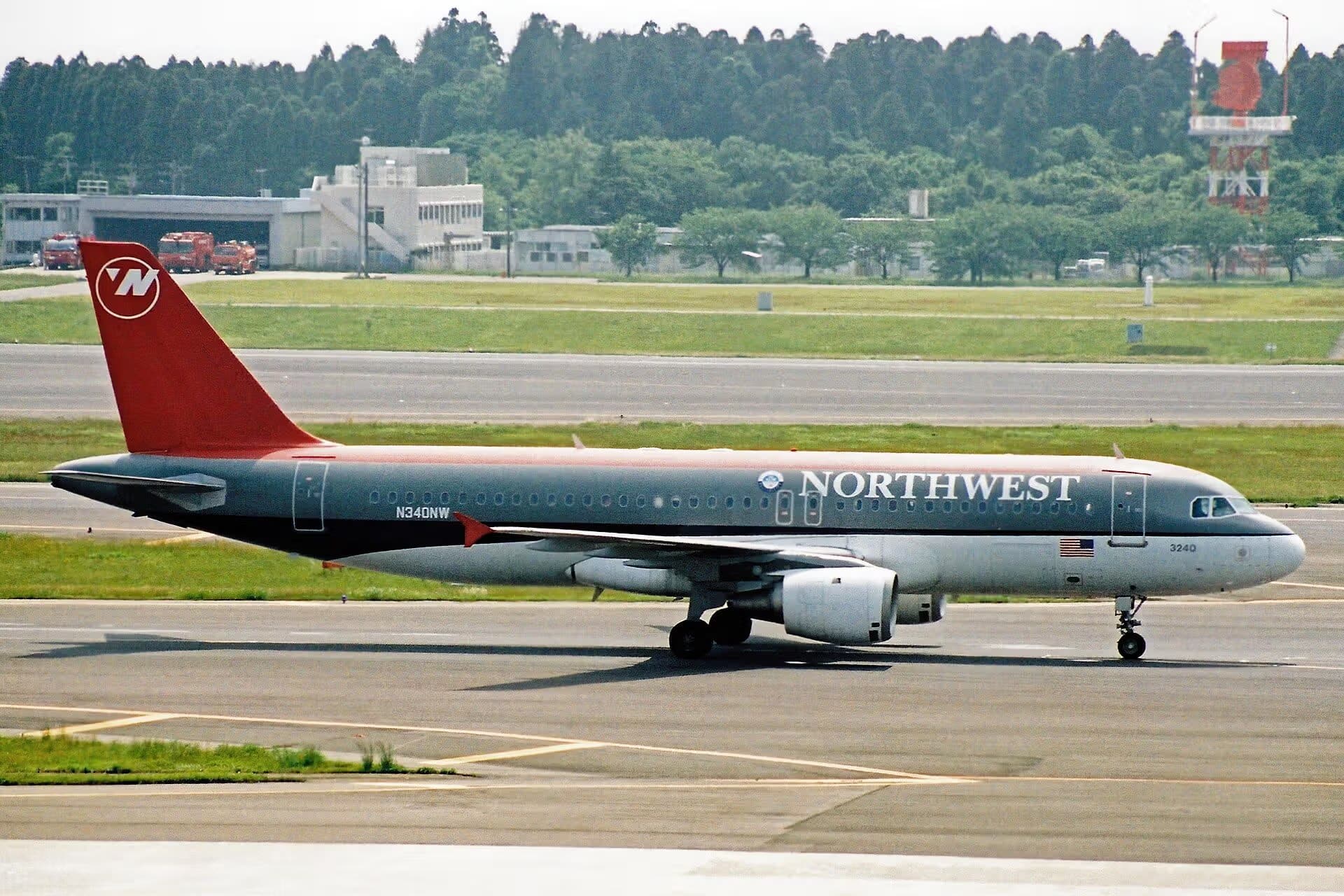 N340NW — Airbus