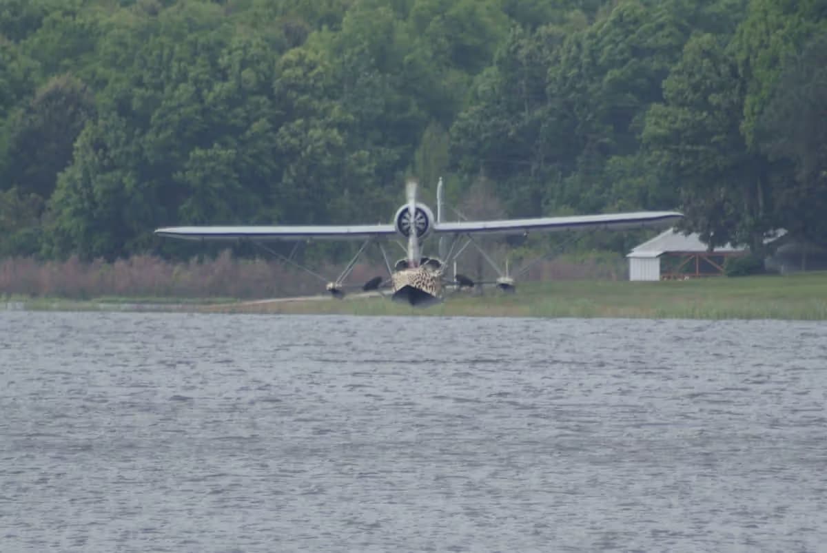 Unidentified — Aircraft
