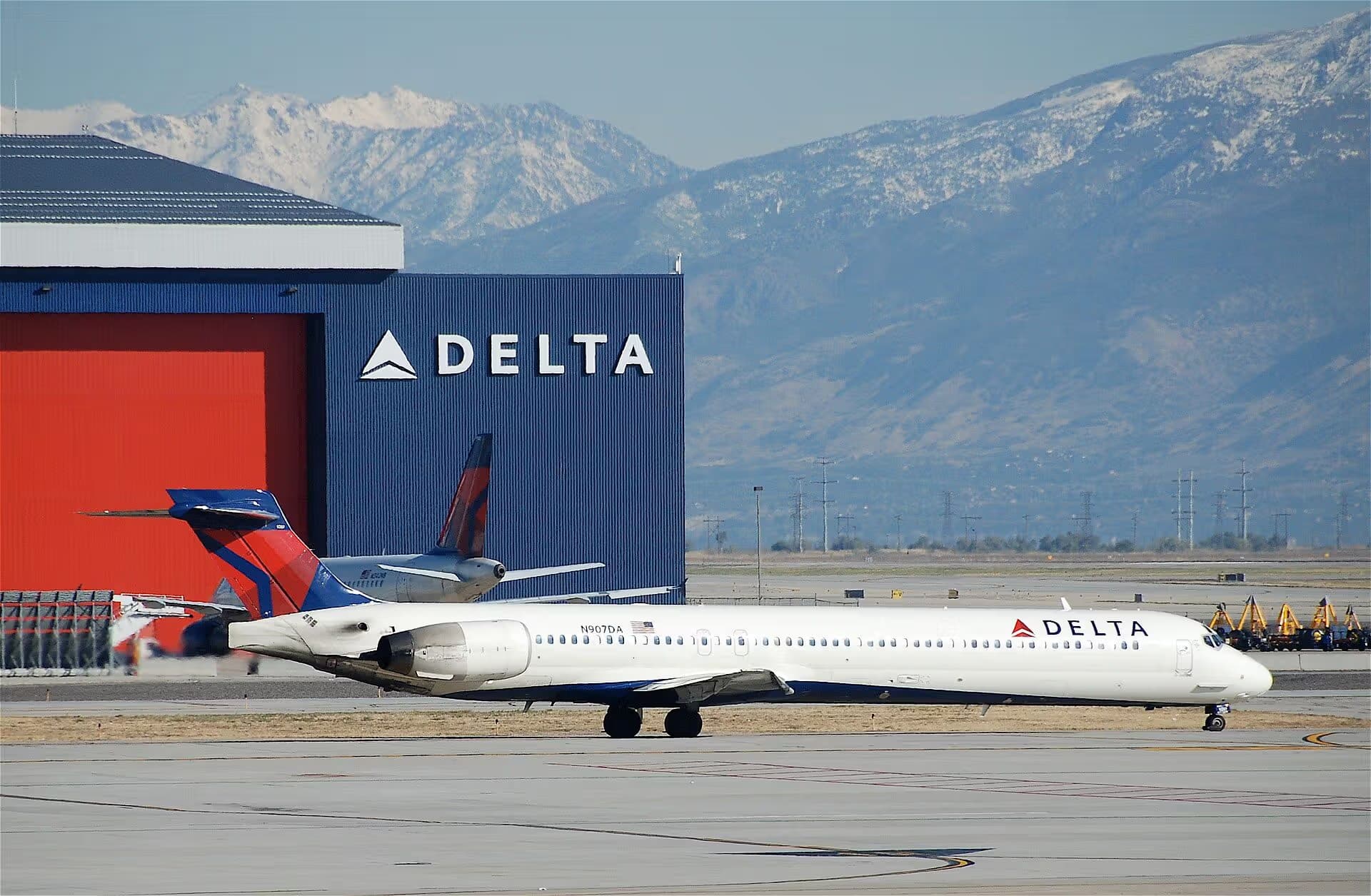 N907DA — Aircraft