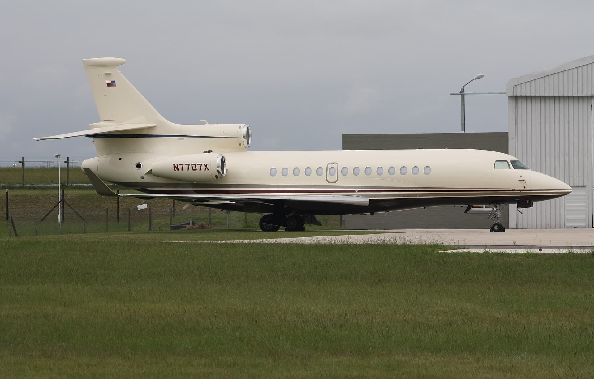 N7707X — Business jet