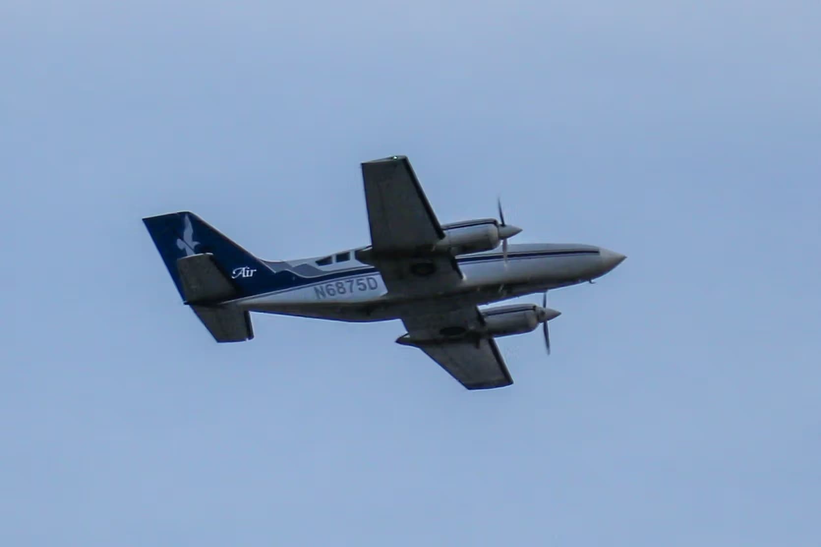 N6875D — Cessna