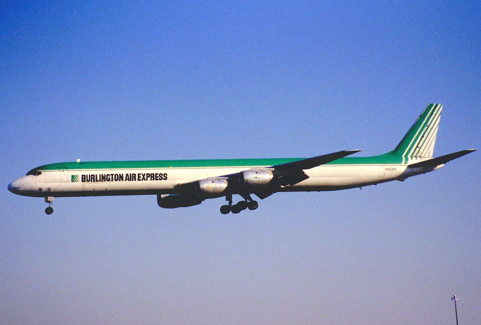 N824BX — Boeing