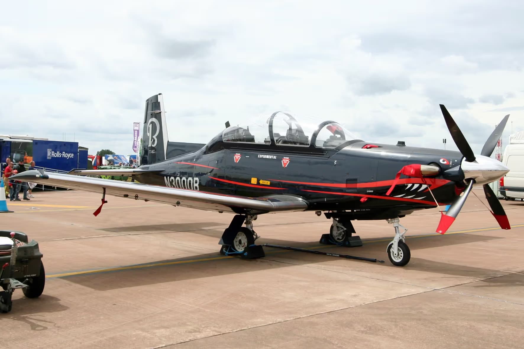 N3000B — Aircraft