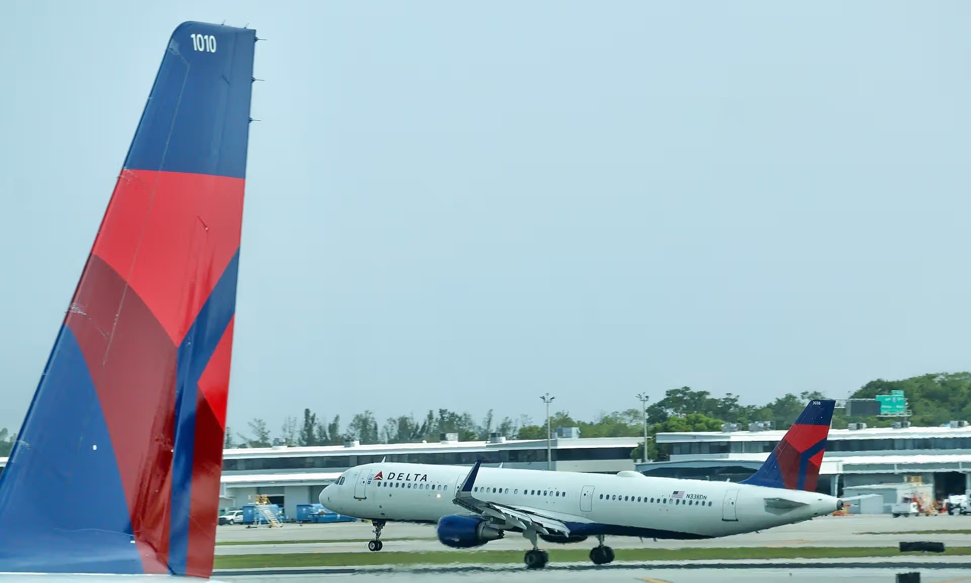 N338DN — Airbus